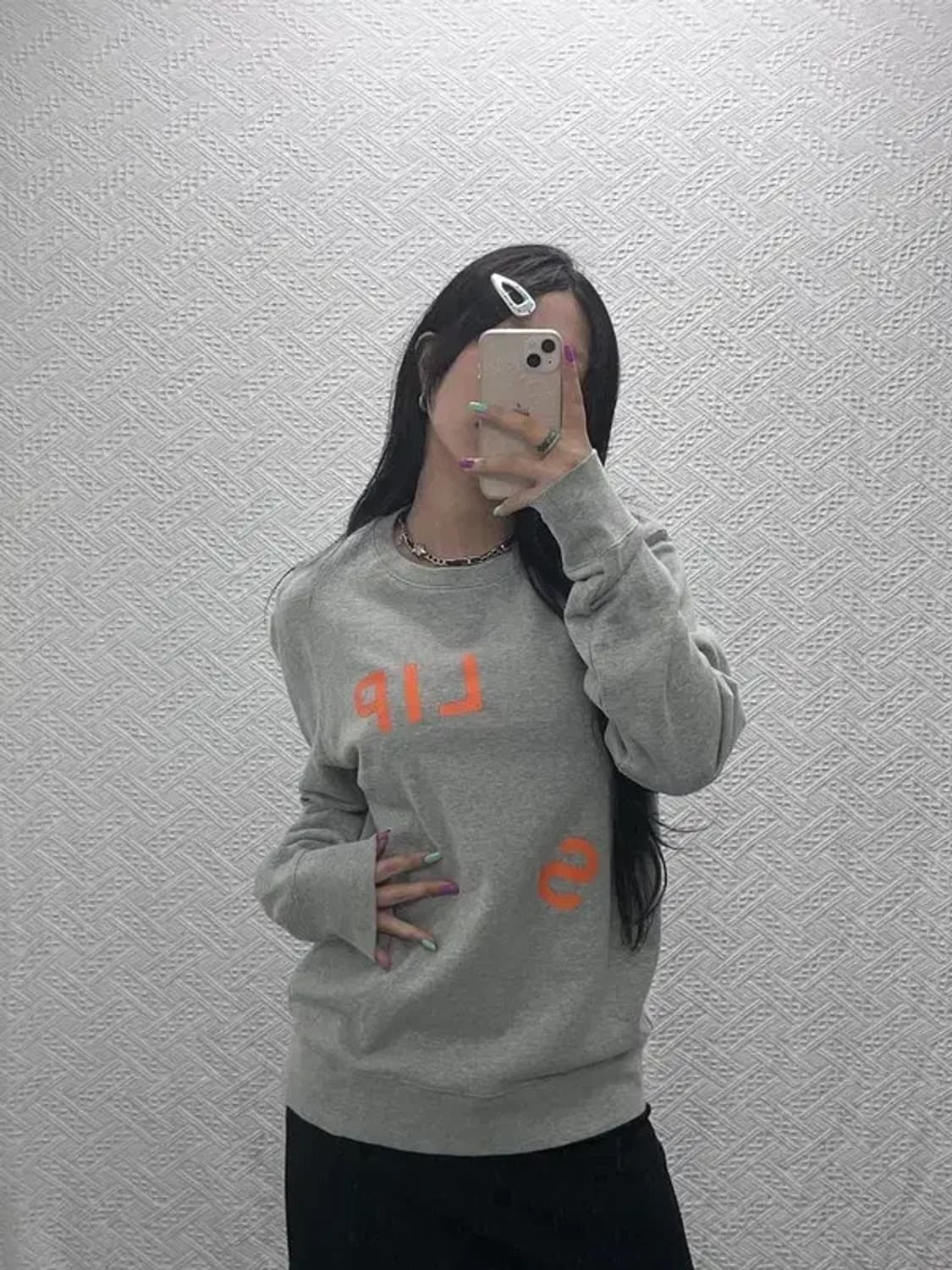 아크네스튜디오 LIP 키치 프린팅 맨투맨 M C07122 상품이미지1