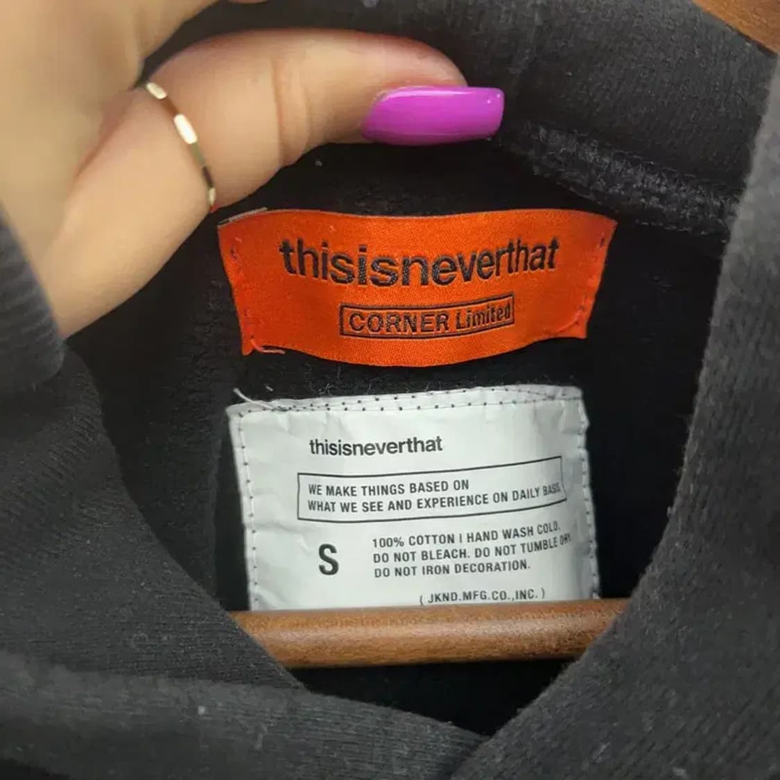 디스이즈네버댓 스트릿 힙합 슬리브 레터링 후드티 S C07180 상품이미지5
