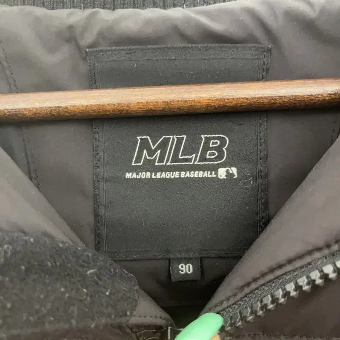 MLB 뉴욕양키스 스트릿 스케치 프린팅 로고 패딩 90 C07212 상품이미지5