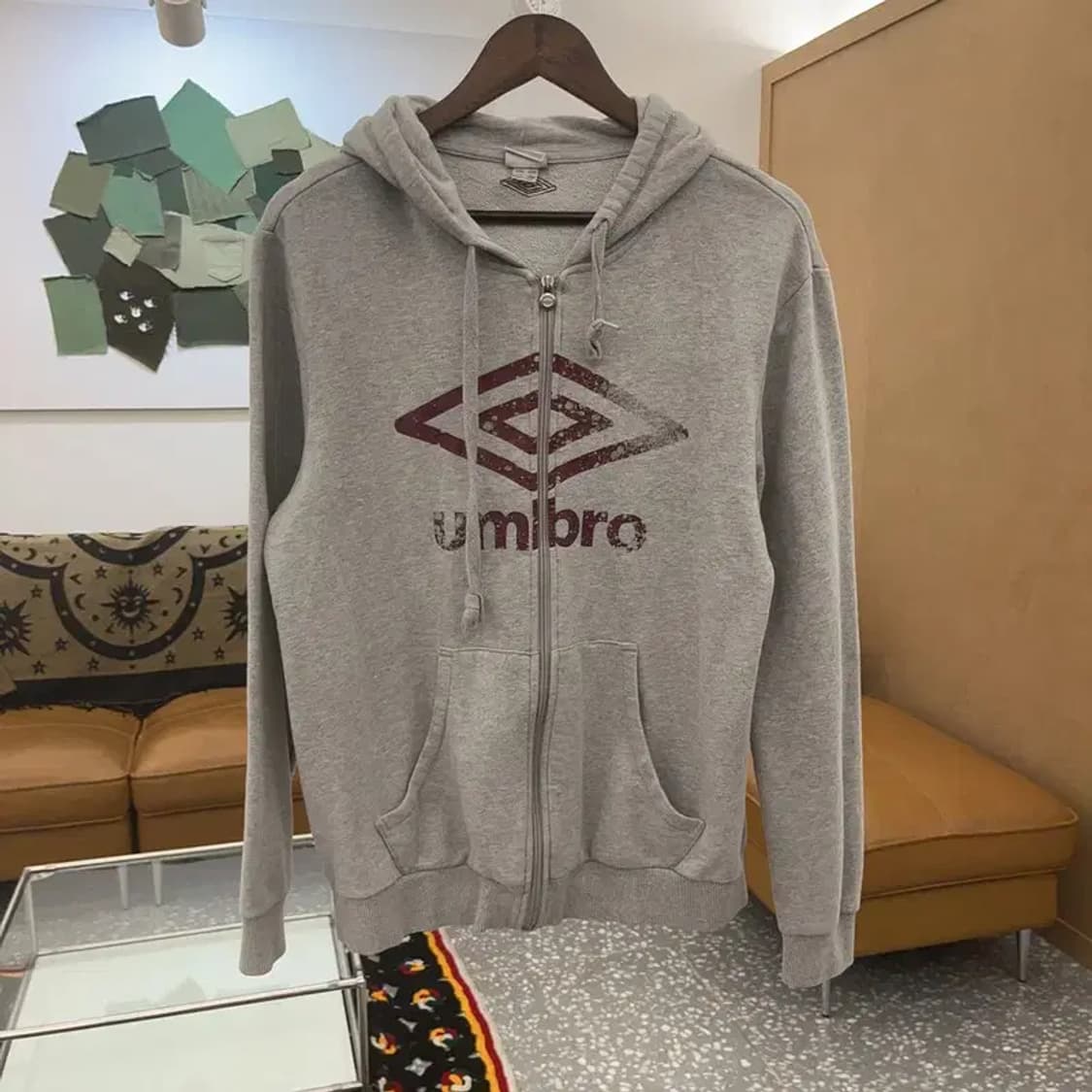 엄브로 올드스쿨 빈티지 에센셜 빅로고 후드 집업 L C07223 상품이미지3