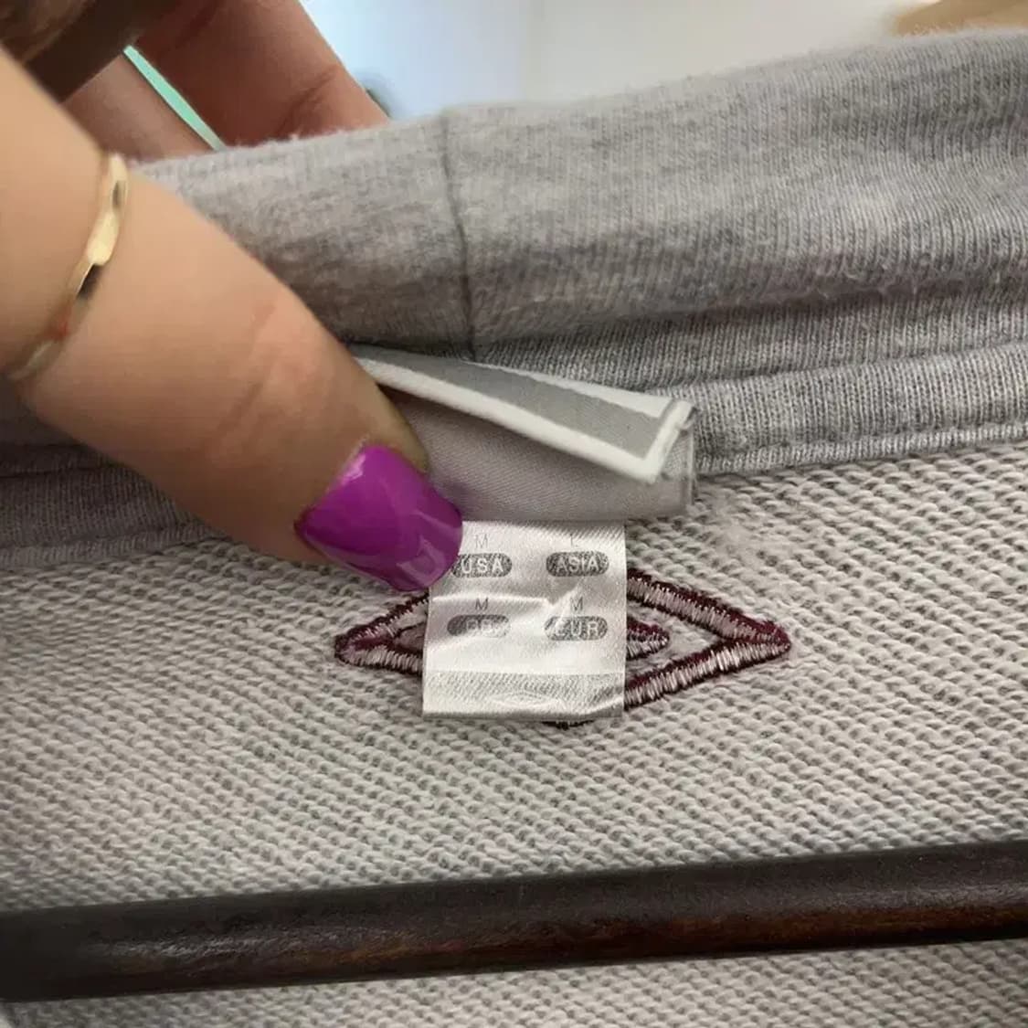 엄브로 올드스쿨 빈티지 에센셜 빅로고 후드 집업 L C07223 상품이미지6