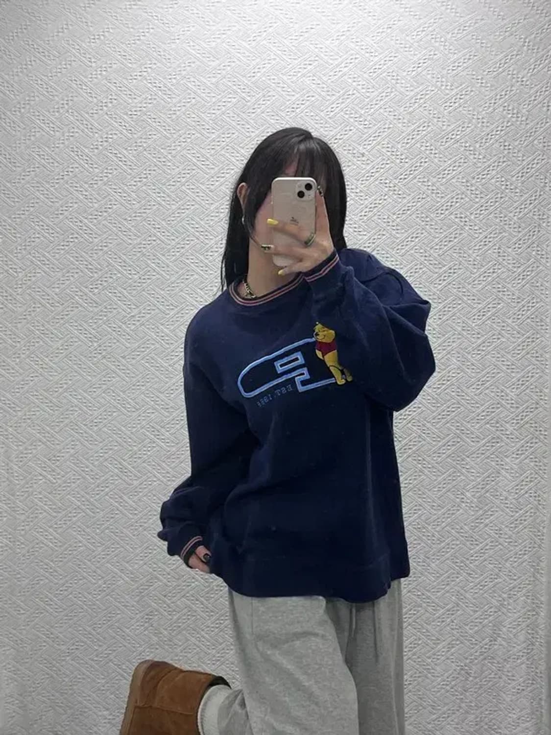 디즈니 푸우 유니크 희귀 키치 자수로고 맨투맨 C07407 상품이미지2