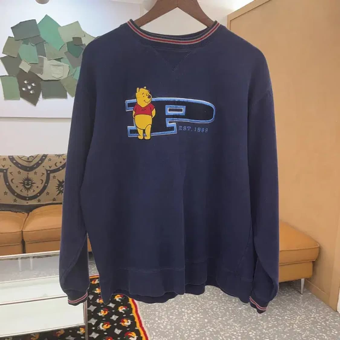 디즈니 푸우 유니크 희귀 키치 자수로고 맨투맨 C07407 상품이미지3