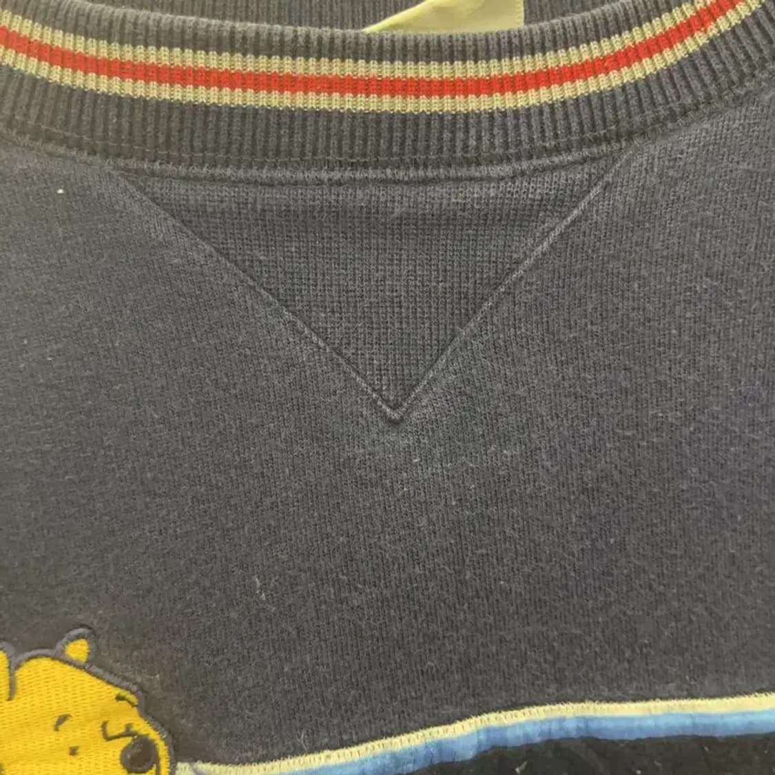 디즈니 푸우 유니크 희귀 키치 자수로고 맨투맨 C07407 상품이미지7