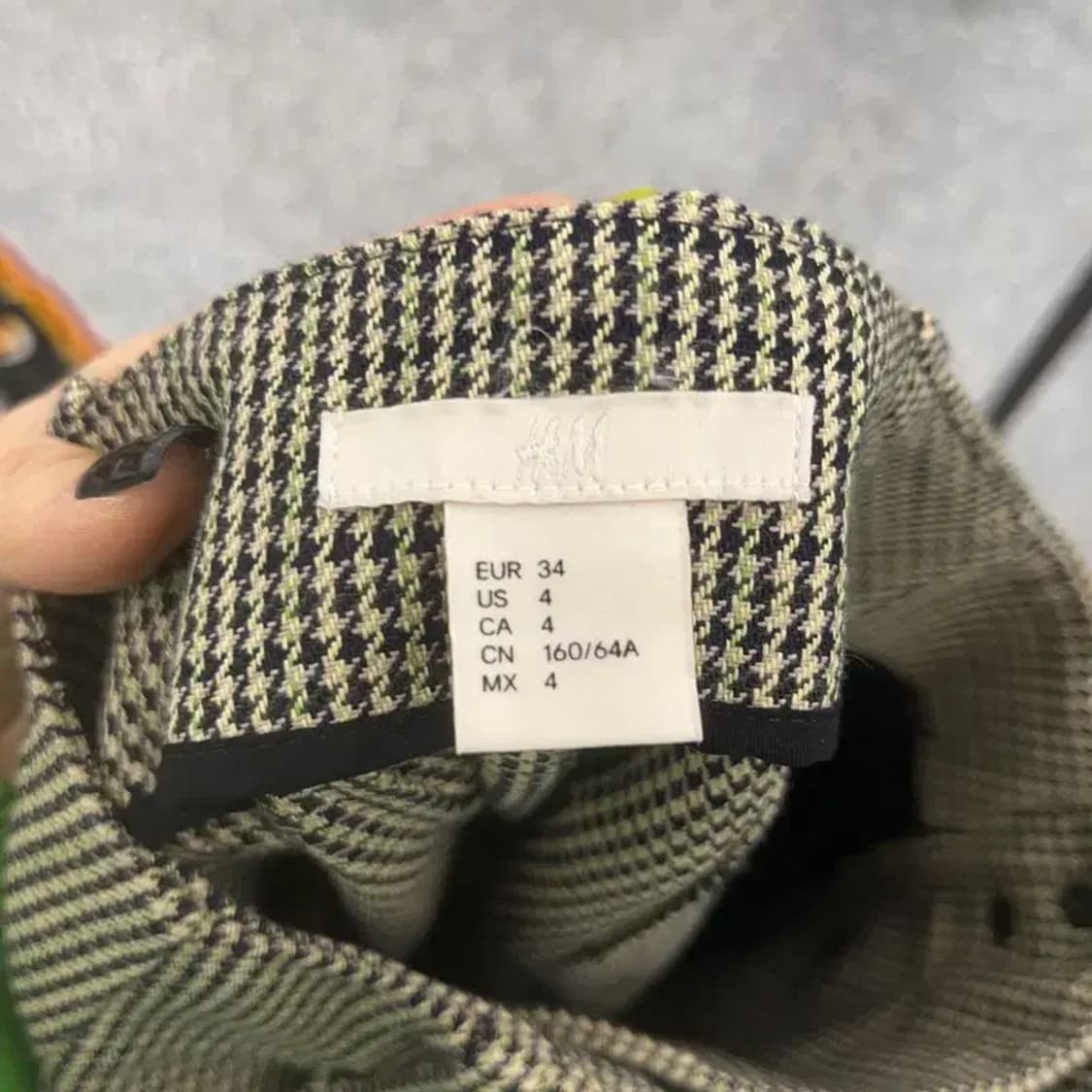 에이치앤엠 모던시크 하운드투스 랩 스커트 S C07508 상품이미지4