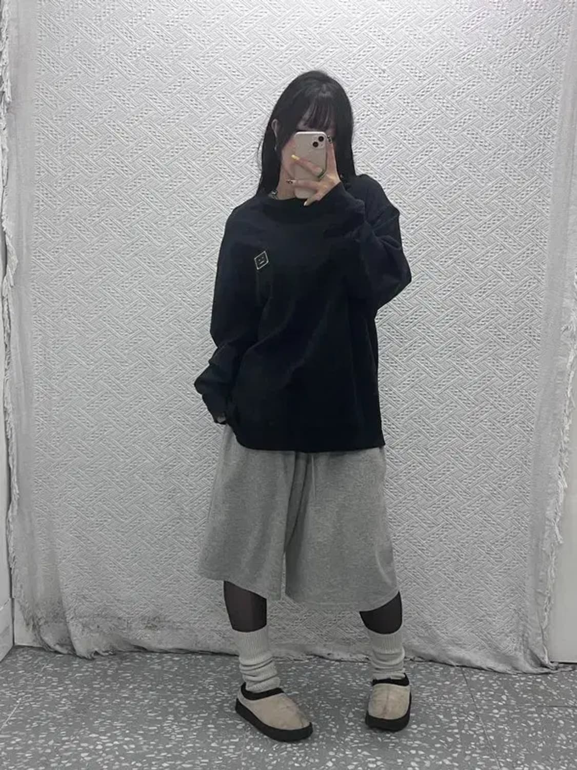 아크네스튜디오 키치 메탈 페이스 로고 맨투맨 M C07525 상품이미지2