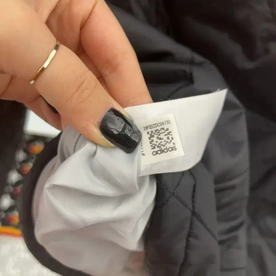 아디다스 모던시크 퀄팅 경량 패딩 자켓 95 C07540 상품이미지7