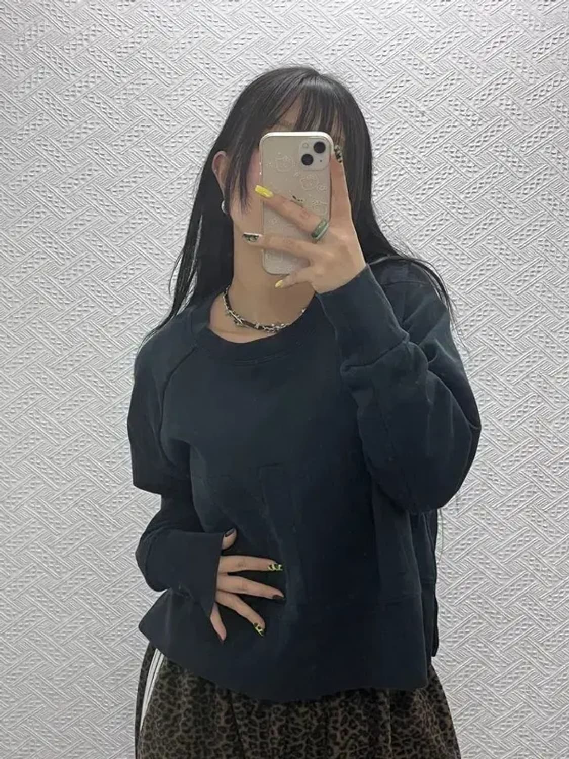 나이키 올드스쿨 드라이핏 빅로고 세미크롭 기모 맨투맨 L C07575 상품이미지1