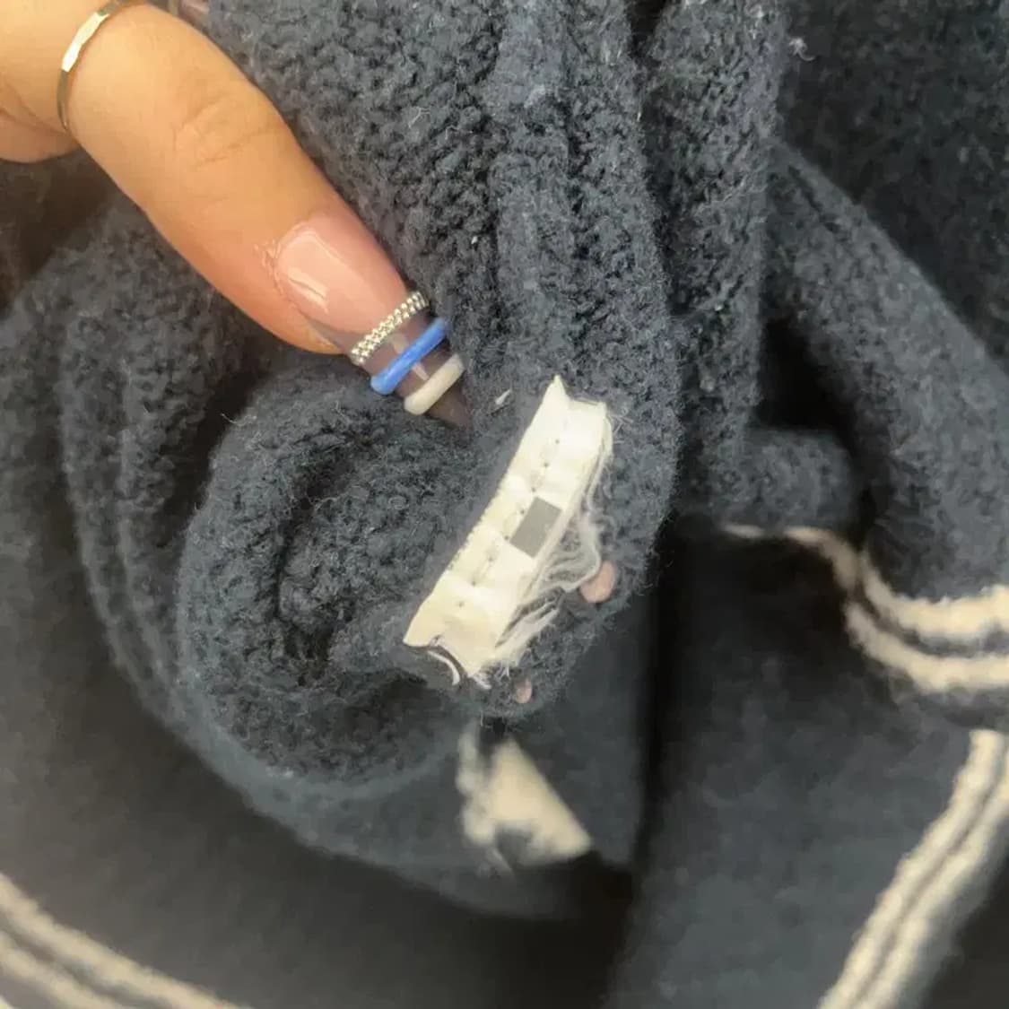 아베크롬비 올드스쿨 레트로 빅로고 폭닥 니트 S C07599 상품이미지6