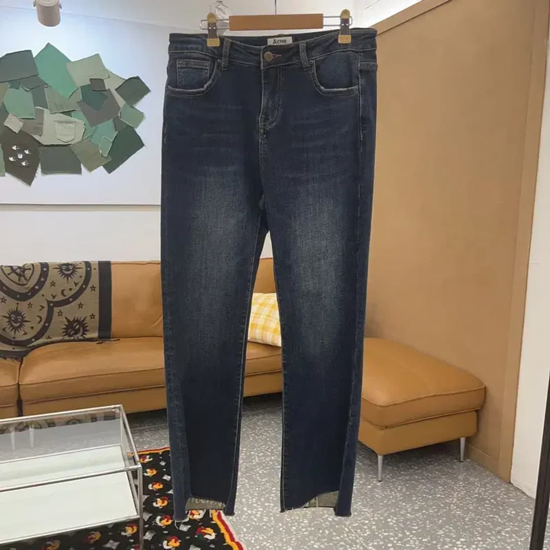 아크네스튜디오 그런지룩 컷팅 스판 데님팬츠 30인치 C07632 상품이미지3