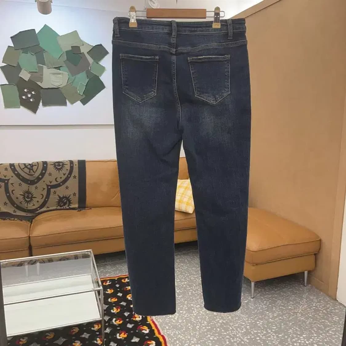 아크네스튜디오 그런지룩 컷팅 스판 데님팬츠 30인치 C07632 상품이미지4