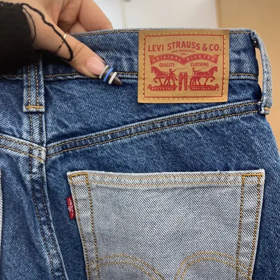 리바이스 94 배기 와이드 레그 배색 데님팬츠 25인치 C07716 상품이미지5