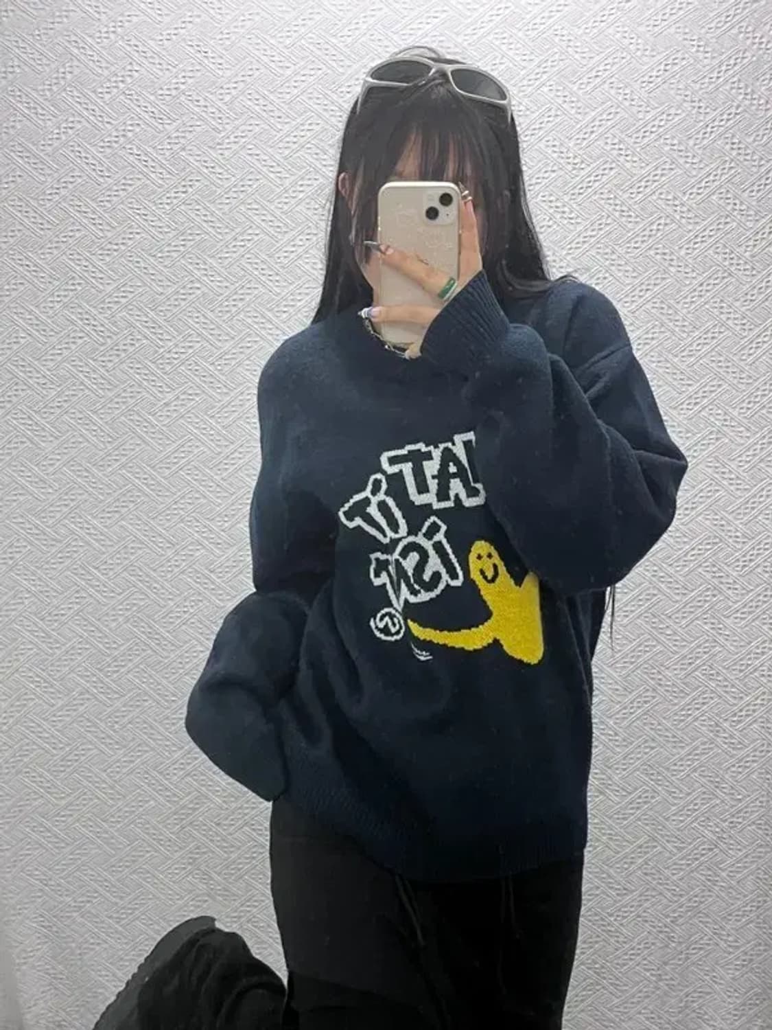 와릿이즌 빅로고 오버핏 아크릴 니트 스웨터 100 C05926 상품이미지1