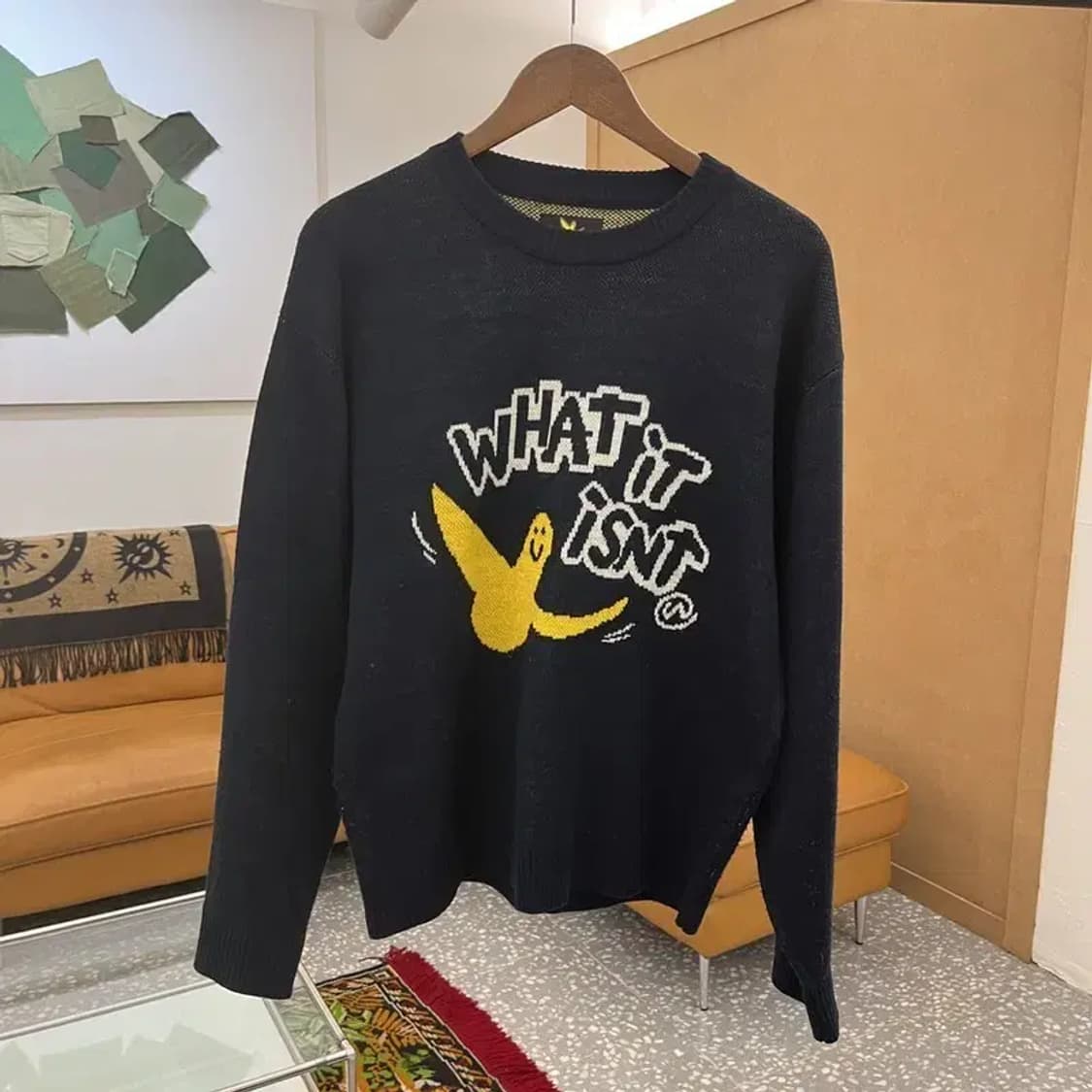 와릿이즌 빅로고 오버핏 아크릴 니트 스웨터 100 C05926 상품이미지3