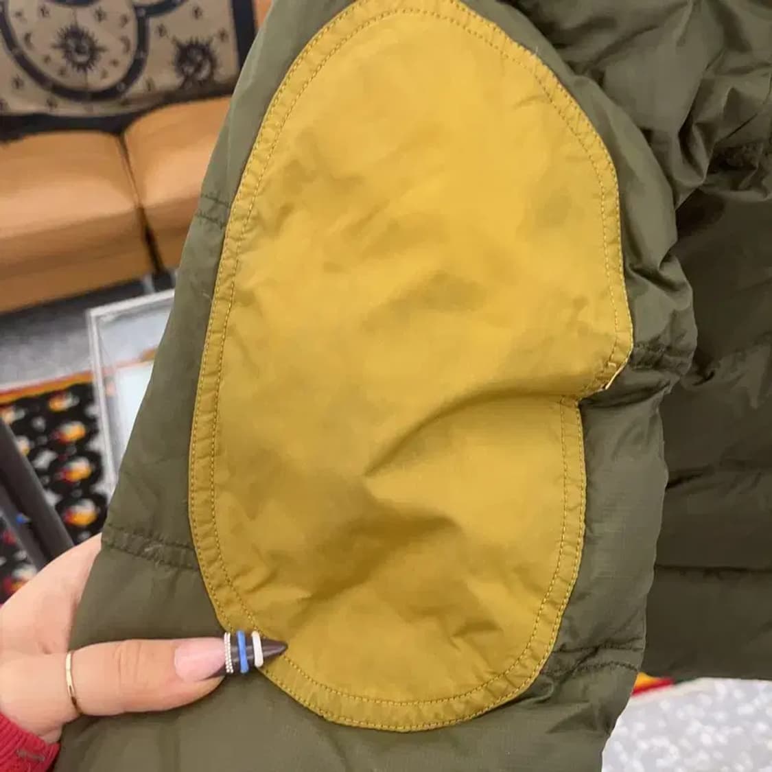 노스페이스 레트로 빈티지 말차카키 엘보패치 패딩 100 C07726 상품이미지8
