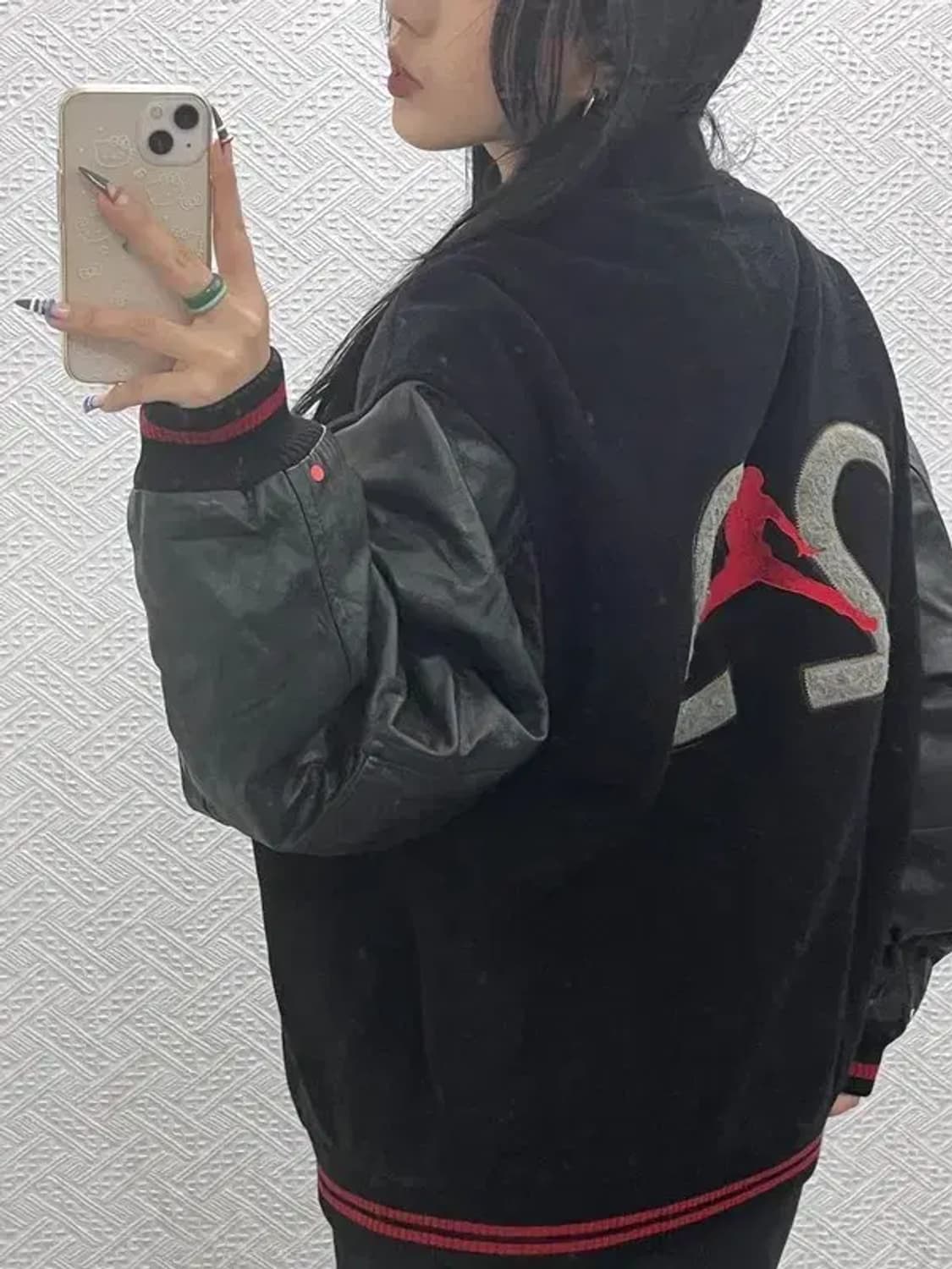 나이키 올드스쿨 90's 점프맨 레더 바시티 자켓 100 C07737 상품이미지1