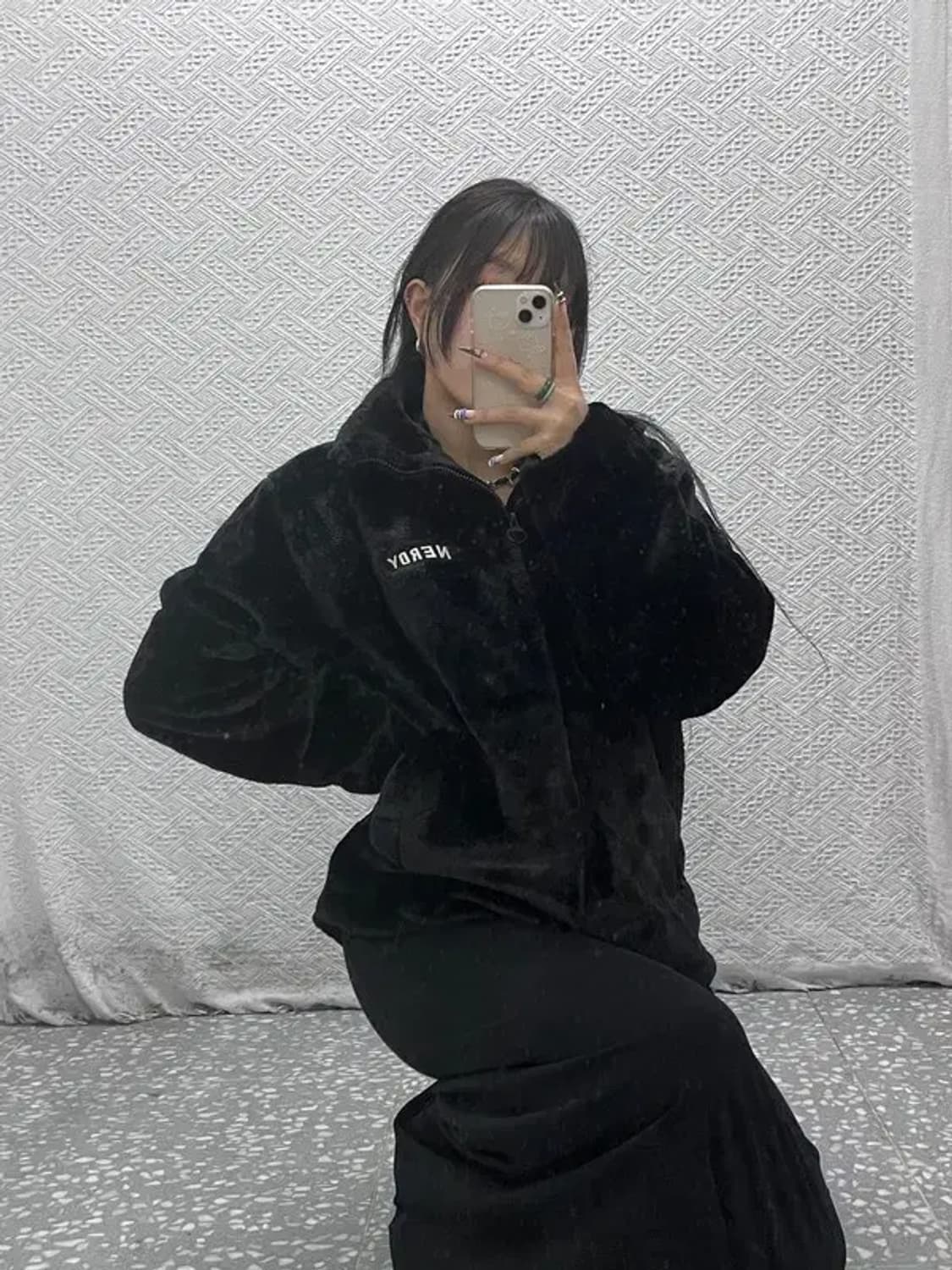 널디 빈티지 모던시크 빅로고 퍼 자켓 M C07772 상품이미지1