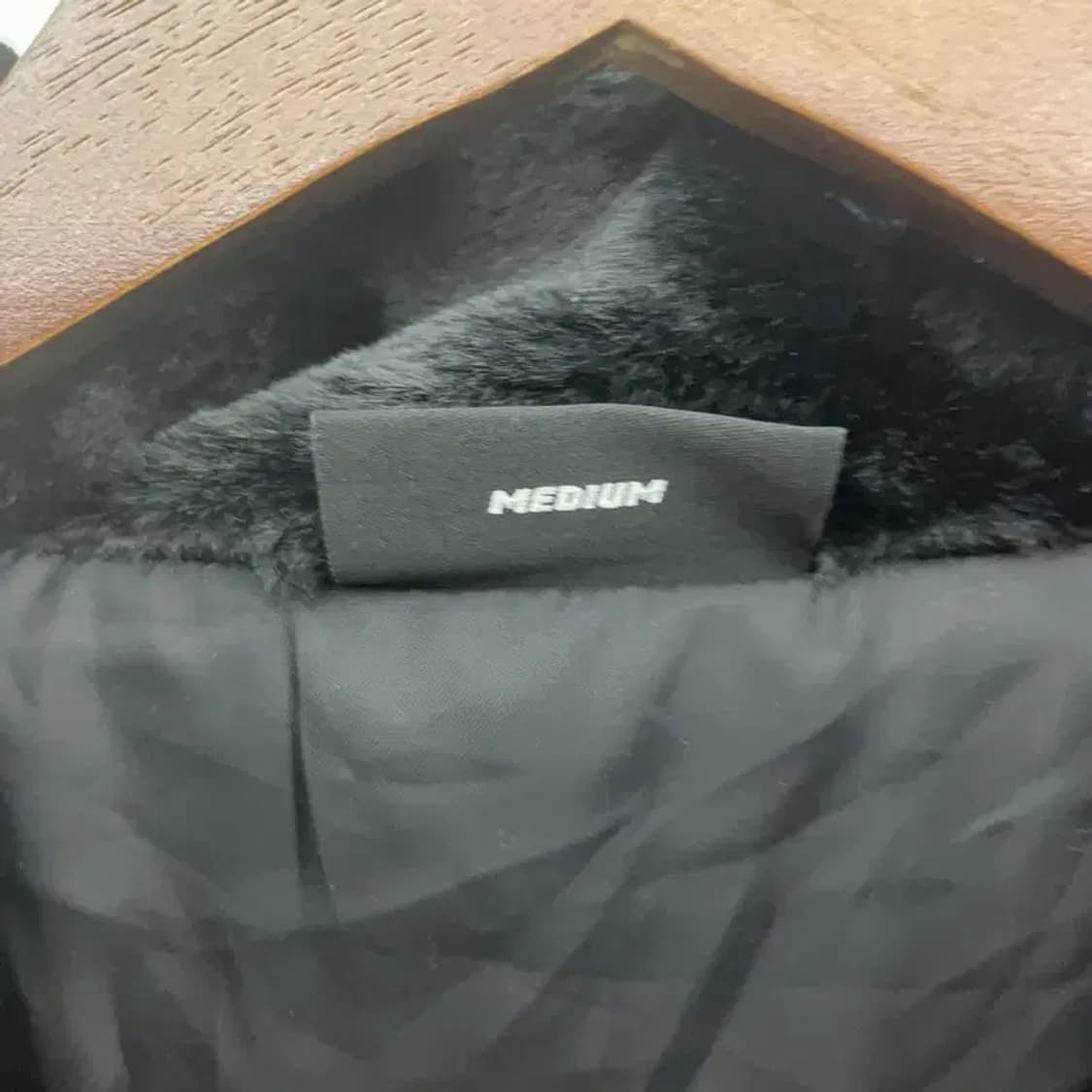 널디 빈티지 모던시크 빅로고 퍼 자켓 M C07772 상품이미지5