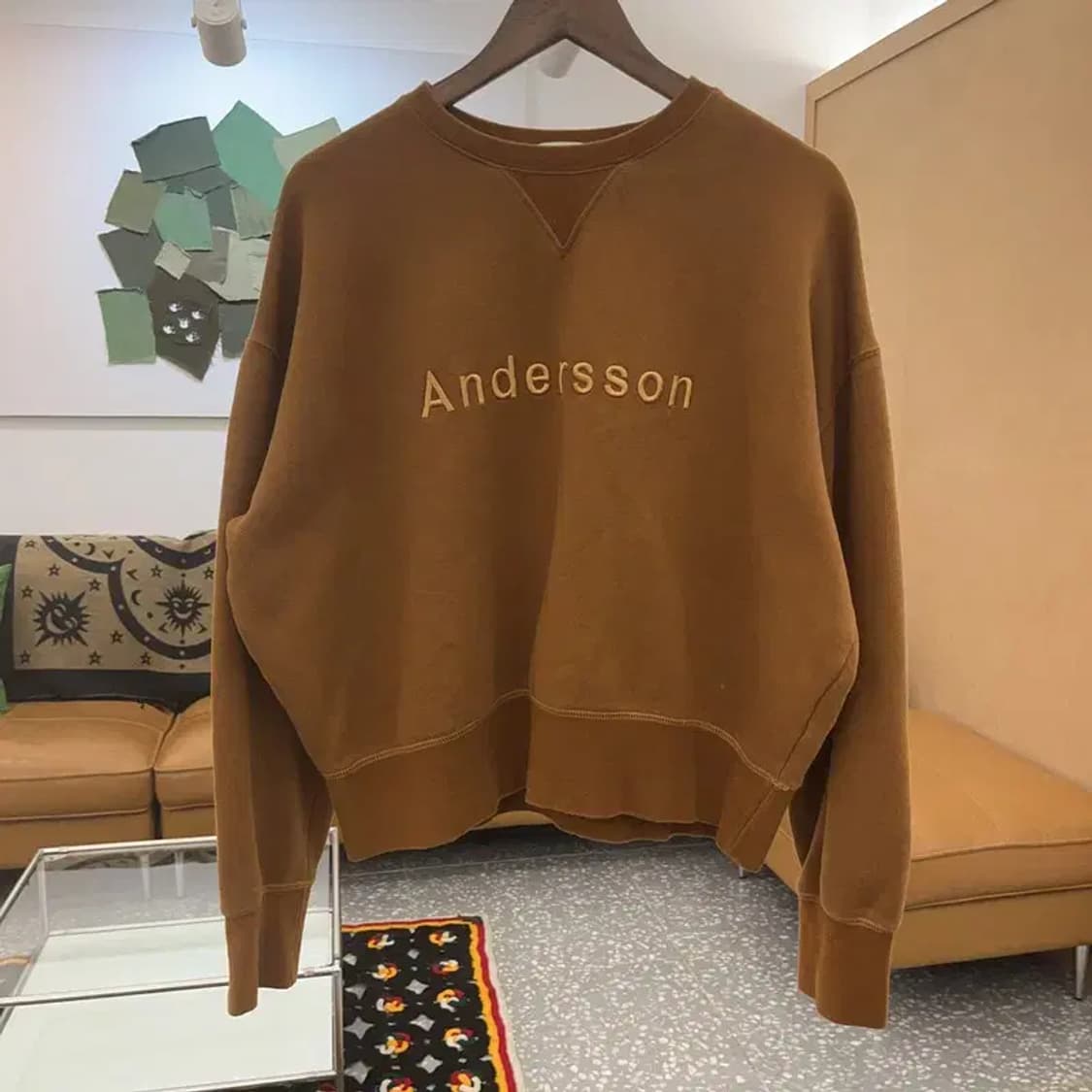 앤더슨벨 모던 캐주얼 폭닥브라운 빅로고 기모 맨투맨 L C07842 상품이미지3