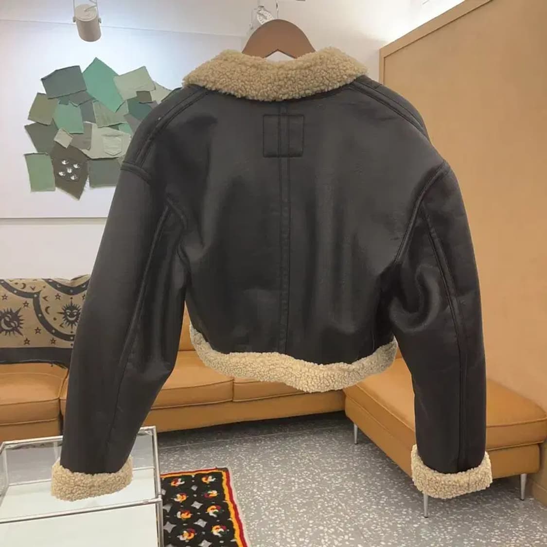 자라 모던 힙 락시크 핀터감성 양털 크롭 무스탕 자켓 XS C07856 상품이미지4