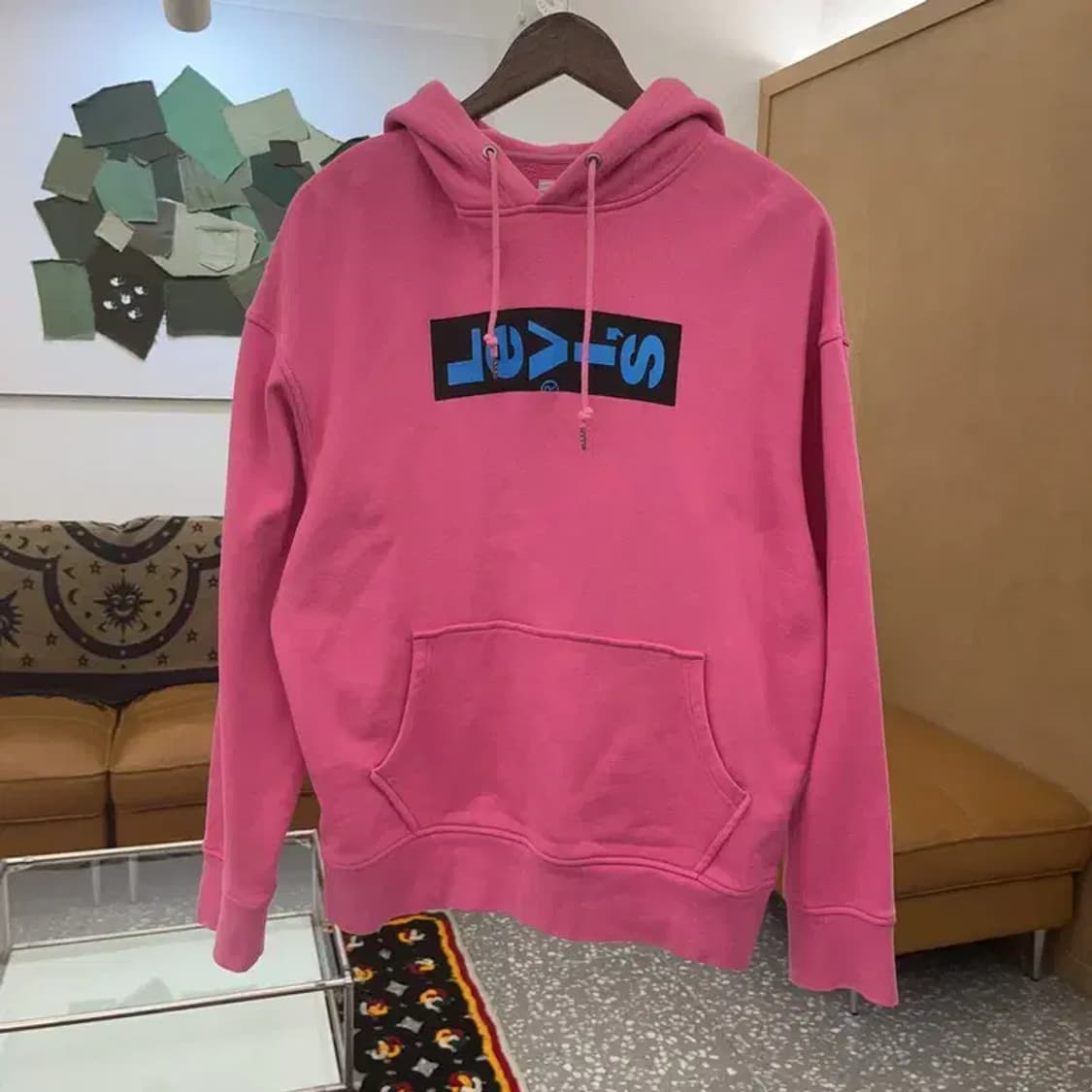 리바이스 올드스쿨 Y2K 00's 핫핑크 후드티 M C07944 상품이미지3