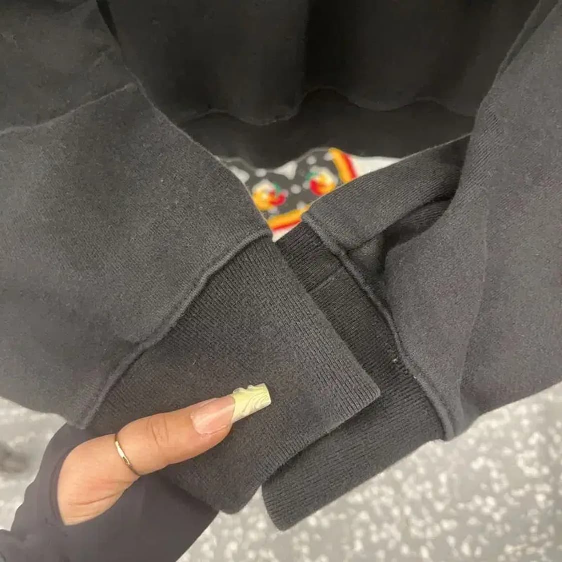 예스아이씨 올드스쿨 프린팅로고 오버핏 후드티 M C08022 상품이미지7