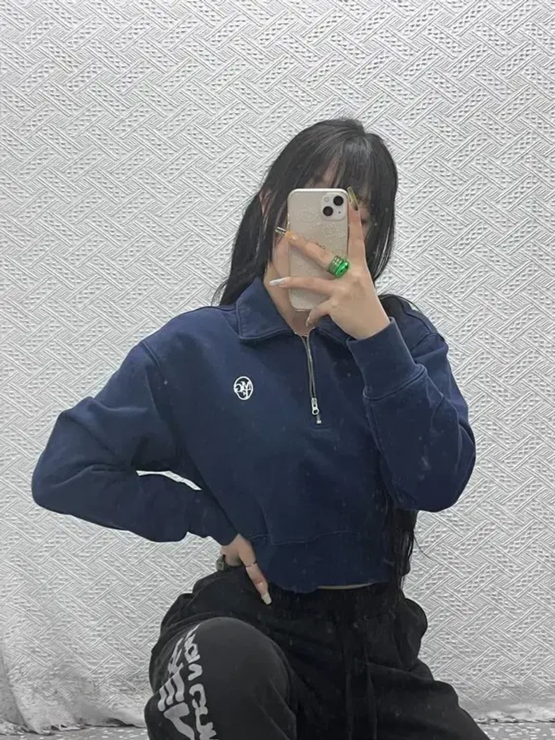 마리테프랑소와저버 여리 크롭 반집업 맨투맨 S C08047 상품이미지1