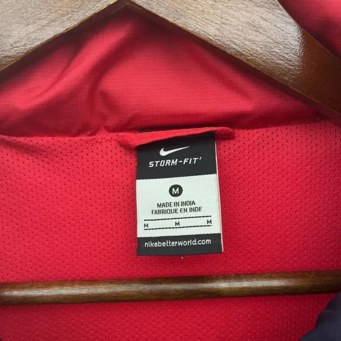 나이키 올드스쿨 스포티 아스날 바람막이 M C08180 상품이미지5