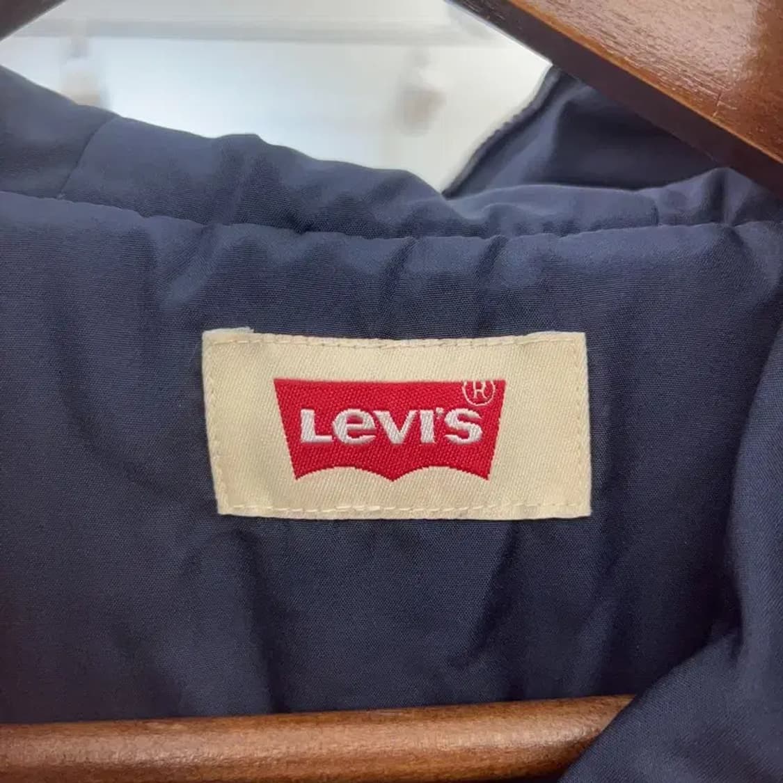 리바이스 레트로 빈티지로고 경량 패딩 조끼 90 C08291 상품이미지5