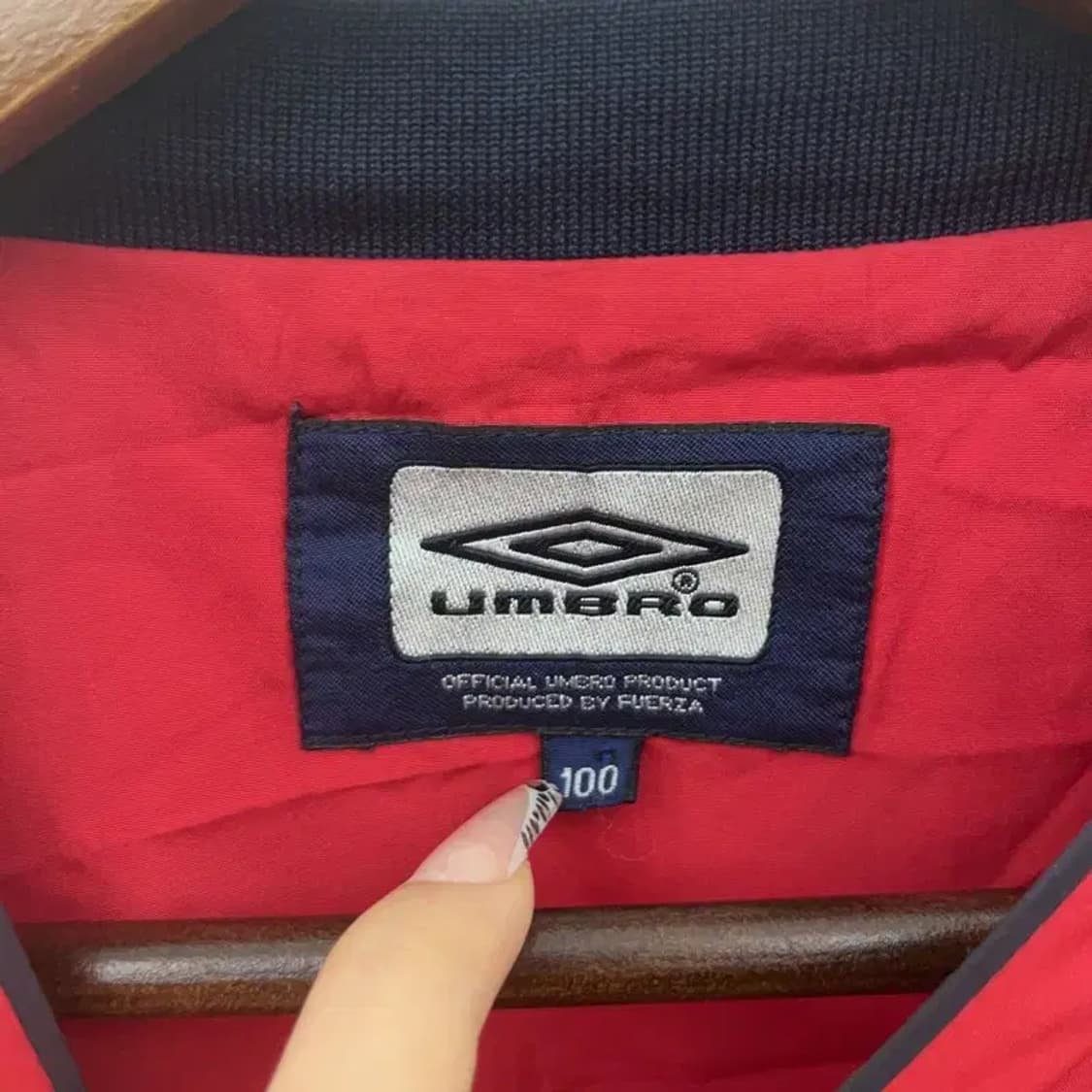 엄브로 올드스쿨 오버핏 웜업 바람막이 롱슬리브 100 C08307 상품이미지5