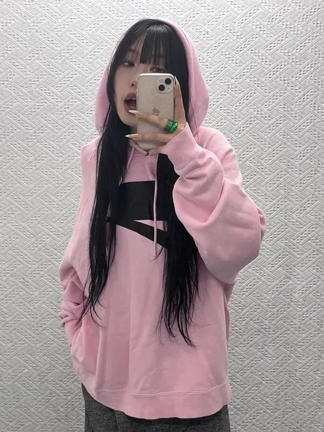 나이키 NSW V-DAY 한정판 루즈핏 딸기우유 후드티 XL C08383 상품이미지2