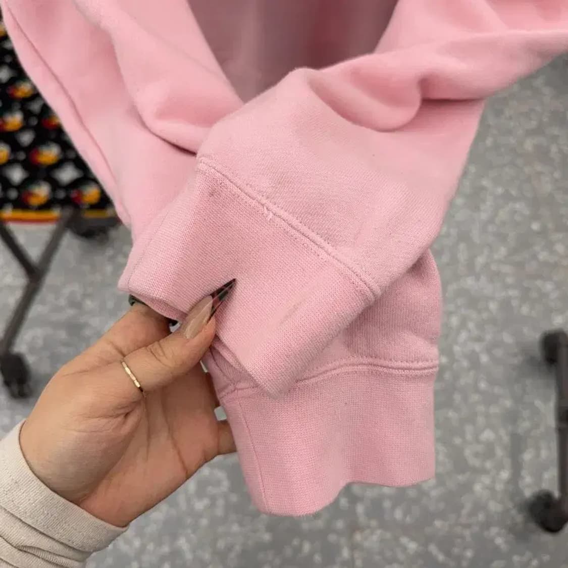 나이키 NSW V-DAY 한정판 루즈핏 딸기우유 후드티 XL C08383 상품이미지8