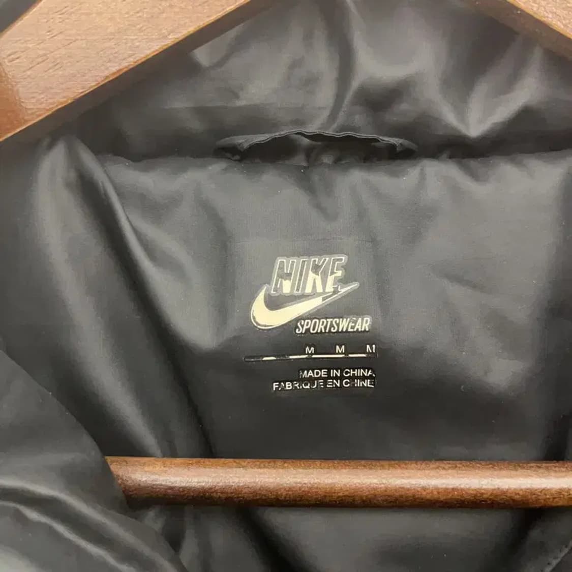 나이키 올드스쿨 모던락시크 슬림핏 숏 패딩 M C08496 상품이미지5