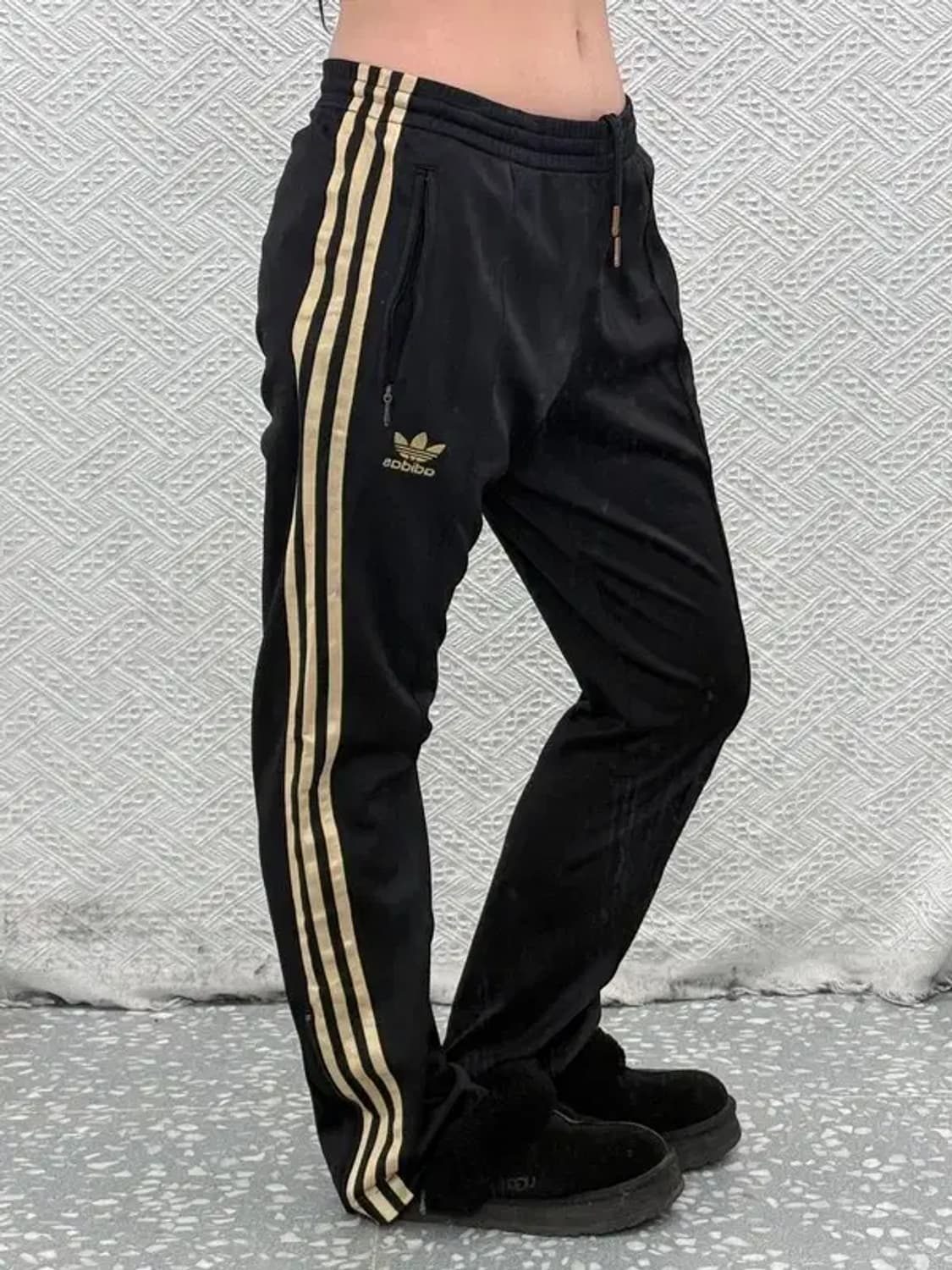 아디다스 흑탭 Y2K 유로파 대장핏 검골 트랙팬츠 95 C08505 상품이미지1