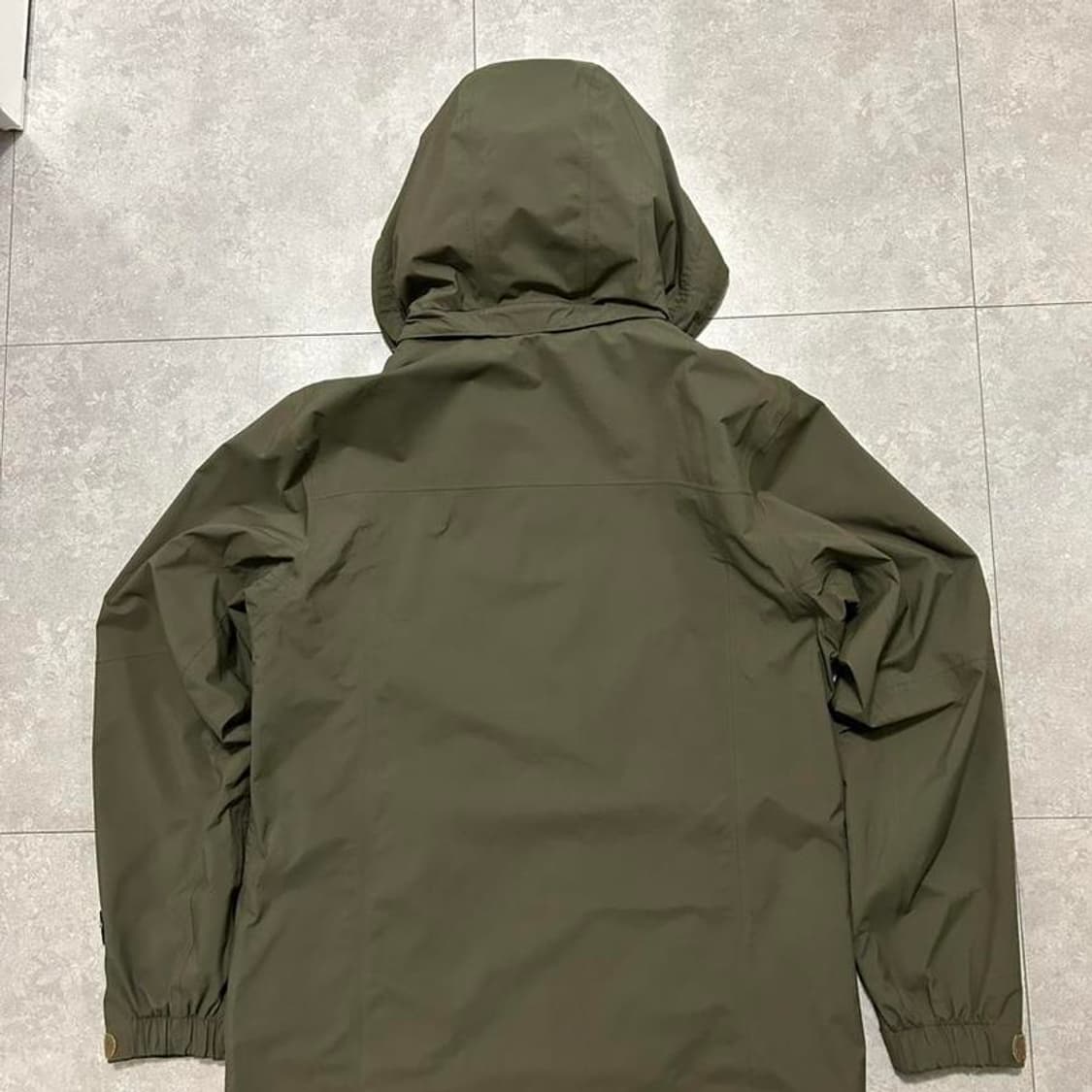 빈폴  카키컬러  고어텍스   윈드브레이커  자켓  9 상품이미지6