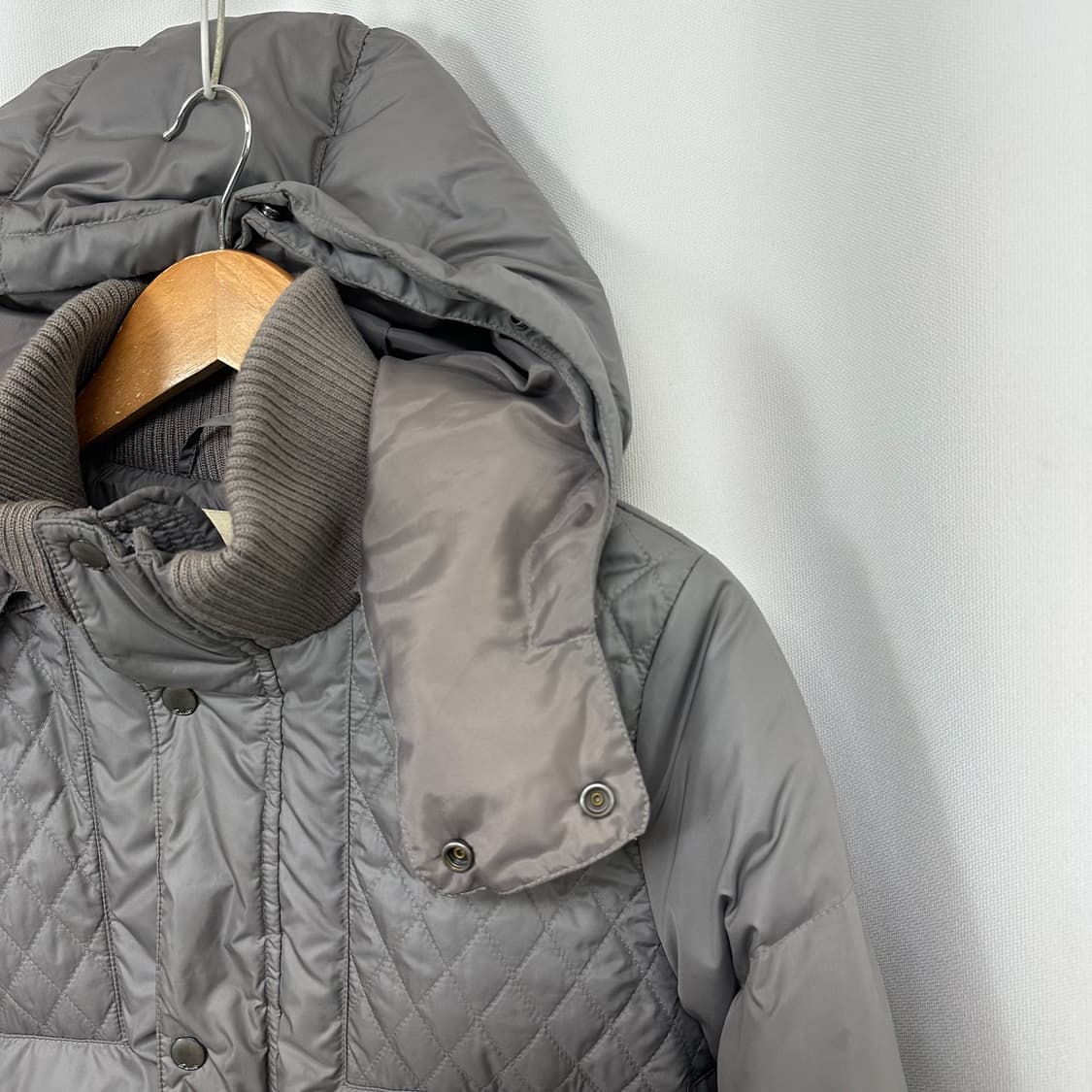   리바이스 여자 패딩 오리털 M 상품이미지3