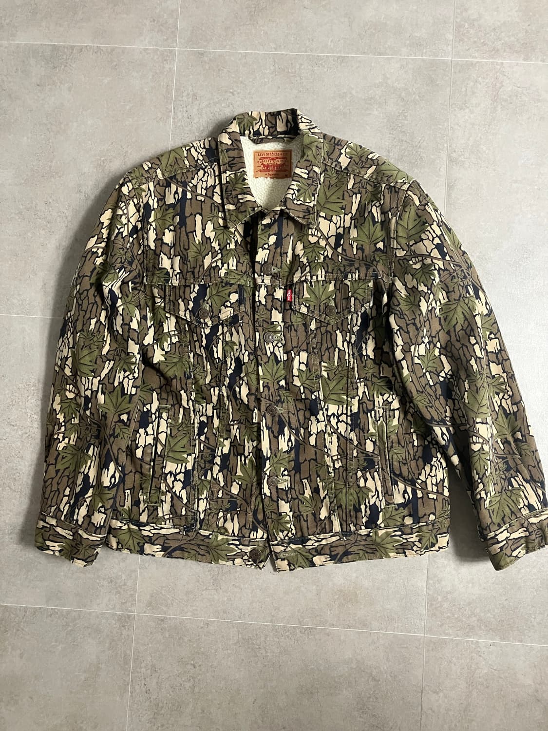 슈프림 리바이스 트러커 자켓 리얼트리 상품이미지1