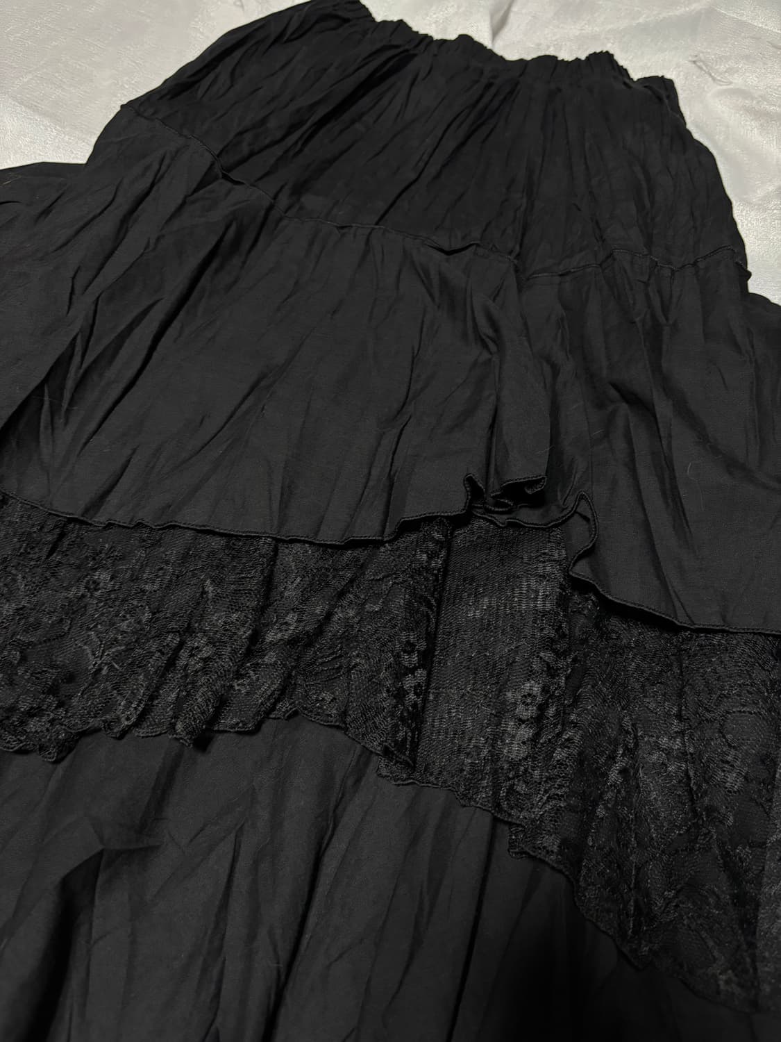 “Unknown” Lace Detail Goth Mood Layered  상품이미지5