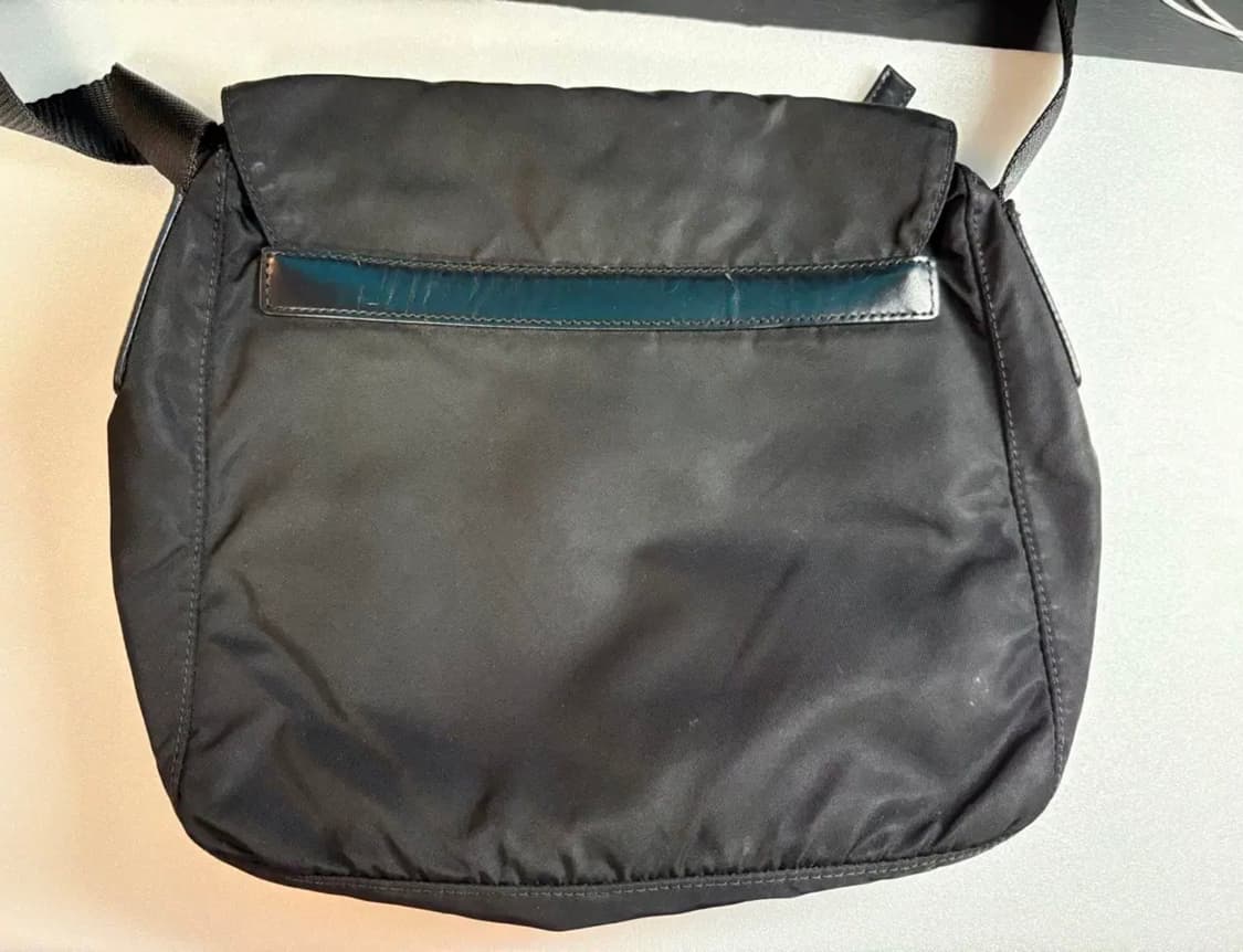 프라다 포코노 나일론 크로스백 빈티지 숄더백(보증서O) 상품이미지3