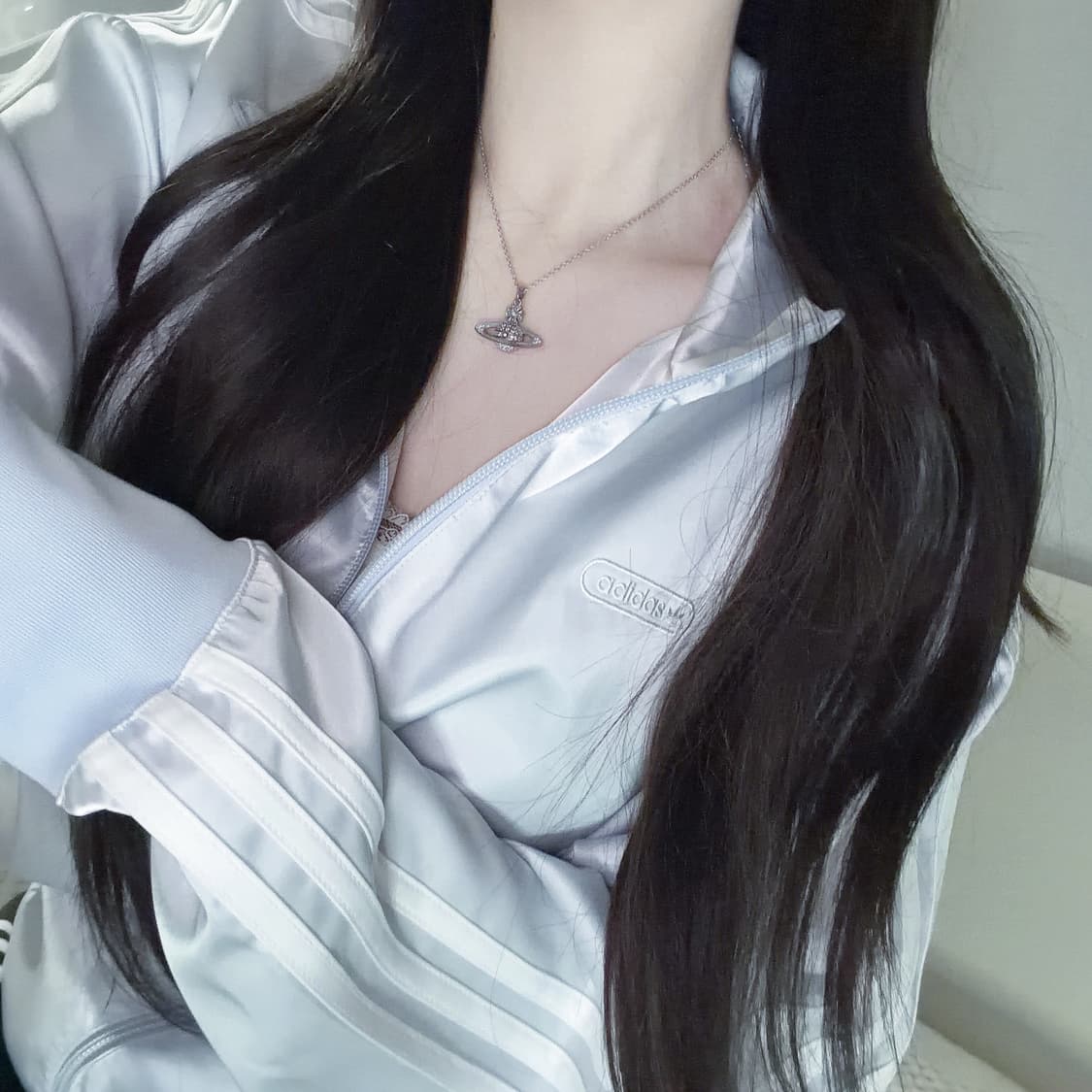 희귀 매물 대대장급 아디다스 시나모롤 스카이블루&실버 삼선 트랙탑 m 상품이미지3
