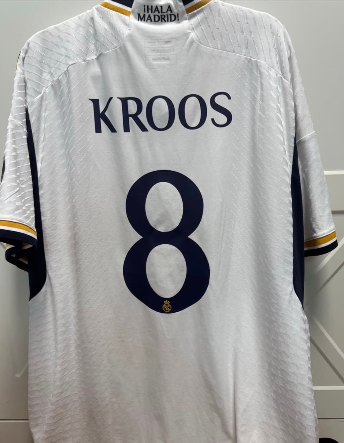 23-24 레알 마드리드 어센틱 토니 크로스 유니폼 상품이미지2
