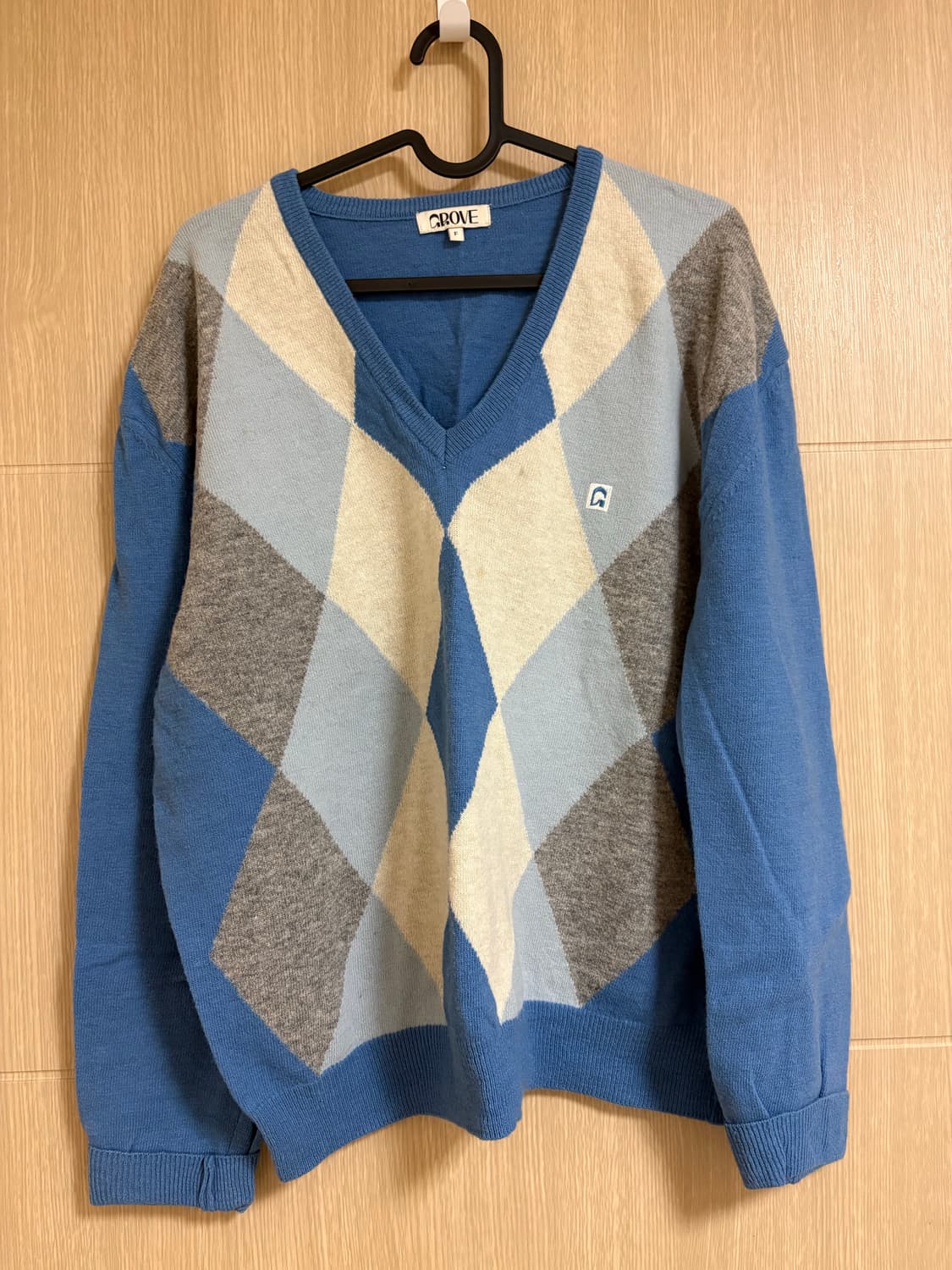 Grove 그로브 브이넥 니트 상품이미지1