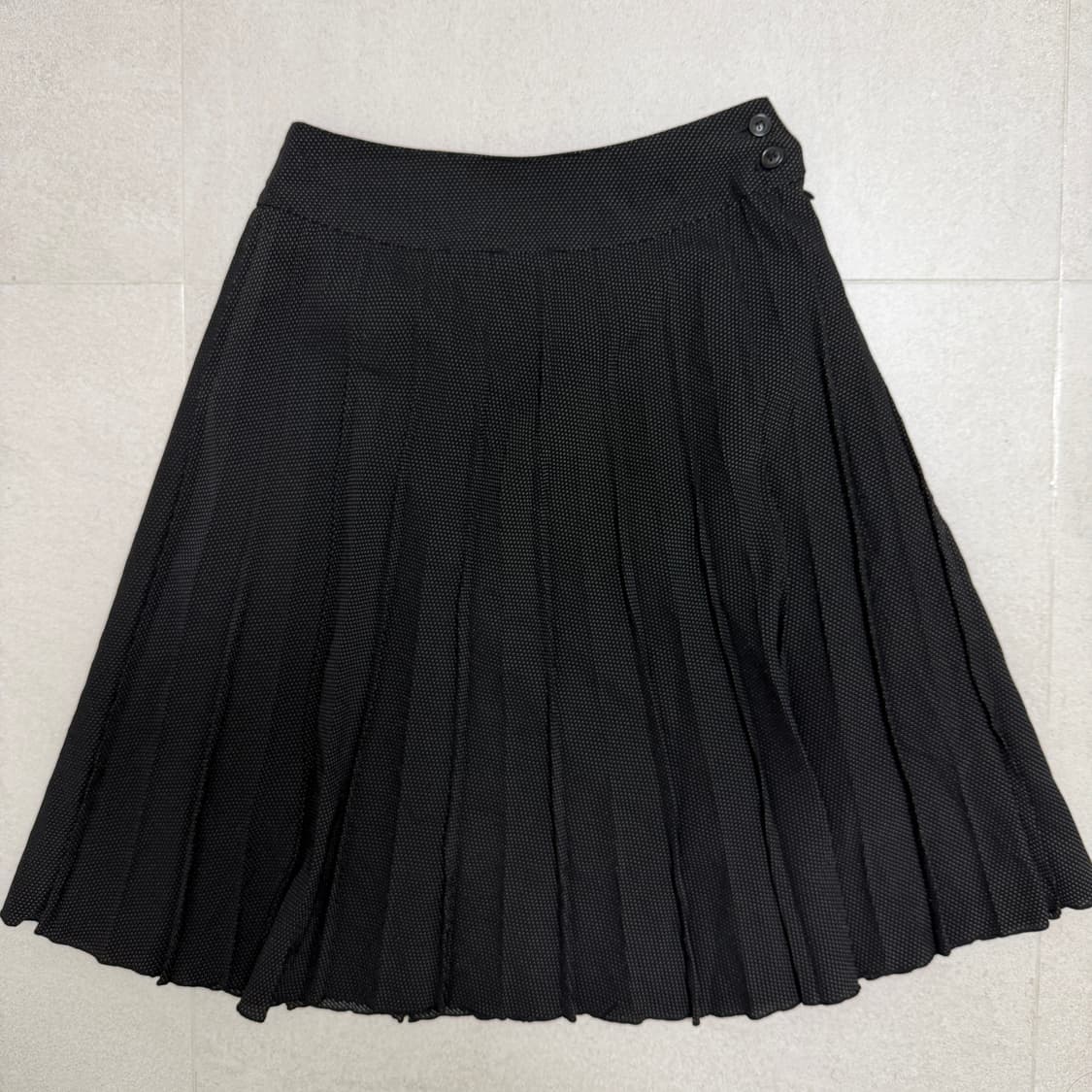 dots pleats midi skirt 도트 플리츠 버튼 스커트 상품이미지1