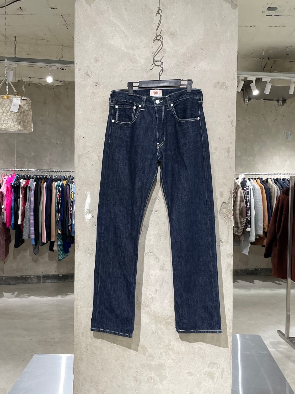 리바이스 501XX 레드탭 진청 백 플랩포켓 스트레이트 데님 팬츠 상품이미지2