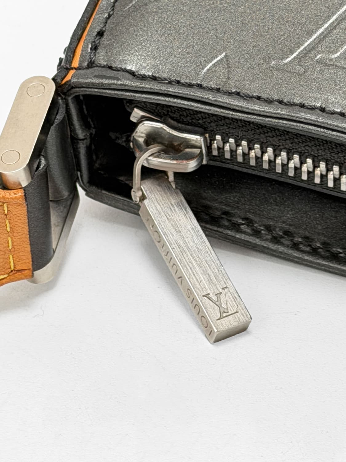 루이비통 모노그램 매트 파울러 숄더백 상품이미지5