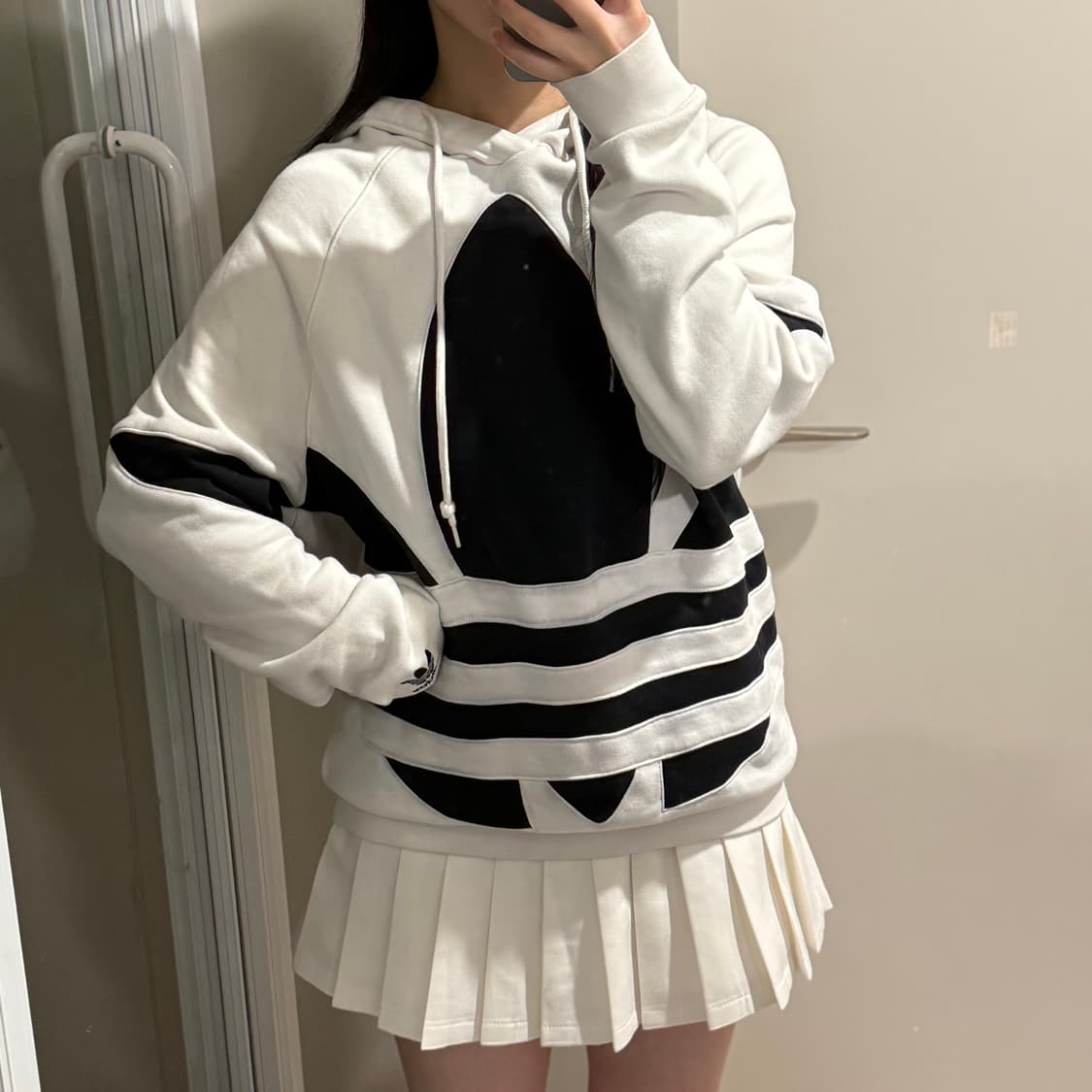 아디다스 후드티 상품이미지1