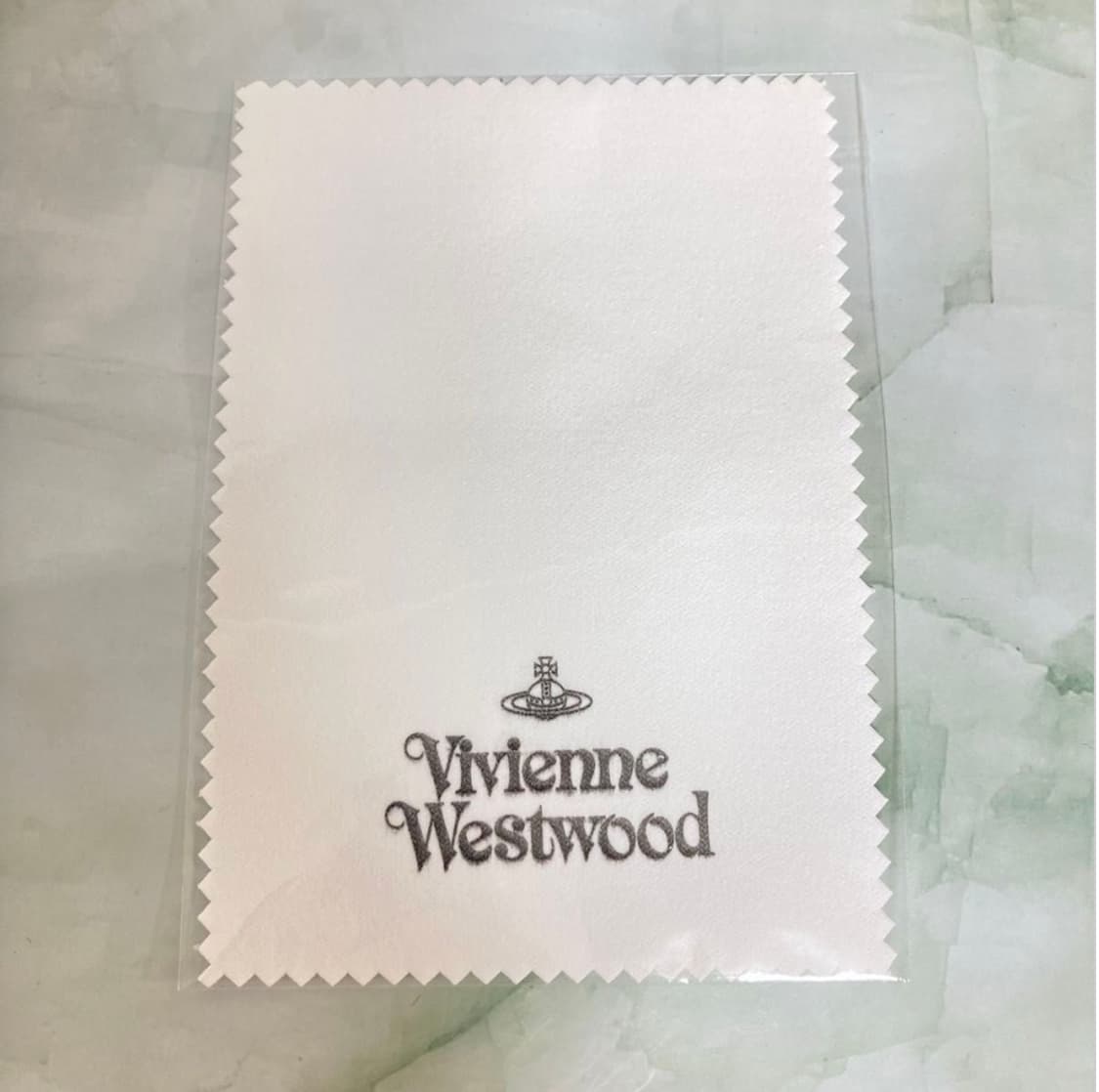 비비안웨스트우드 아카이브 orb 각인 못 귀걸이 상품이미지4