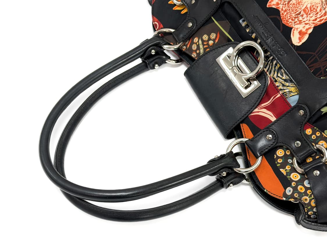 페라가모 간치니 애니멀 프린트 숄더백 상품이미지3