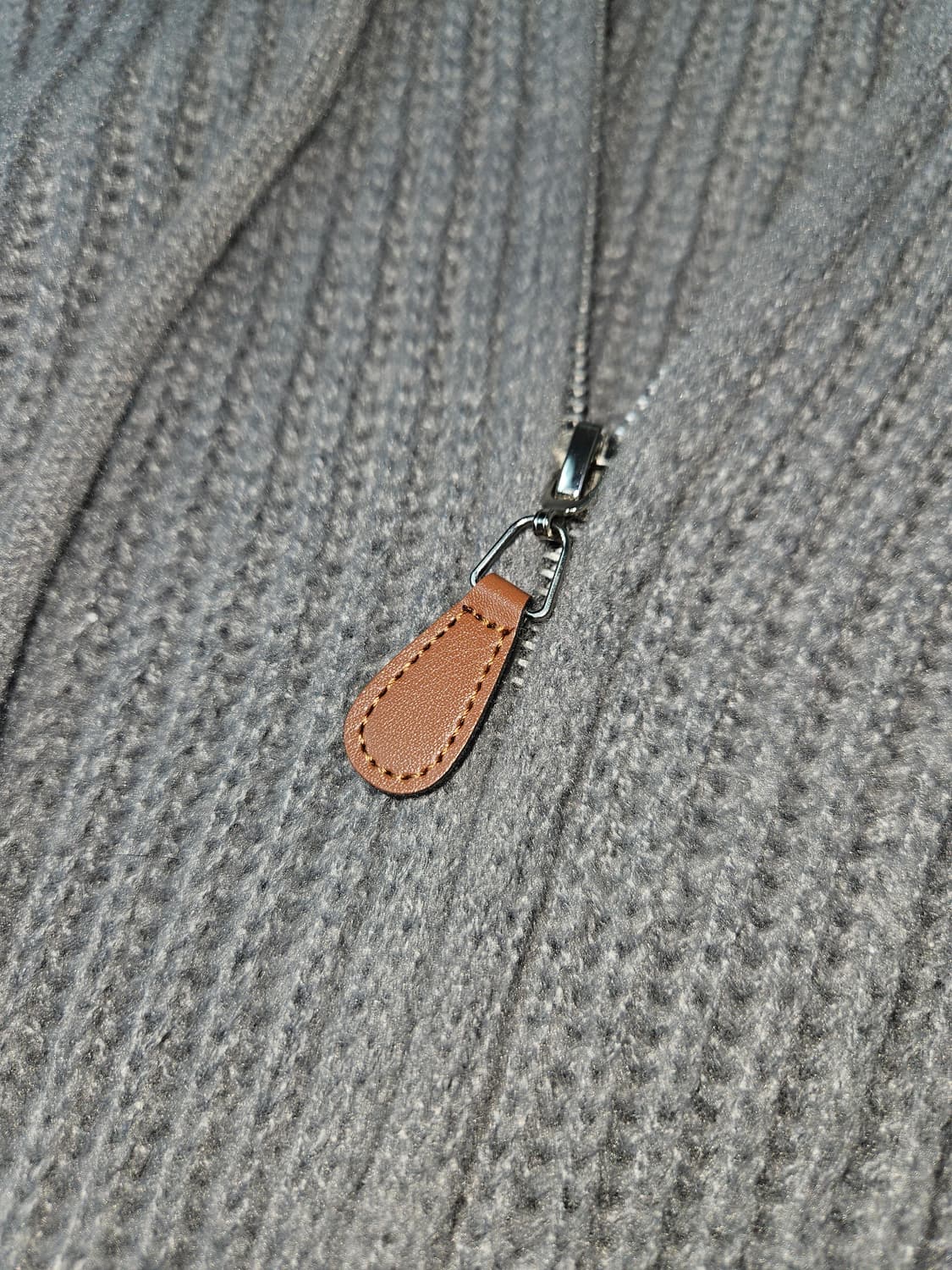 칙스 HOFE 니트후드 크롭 집업자켓 상품이미지3