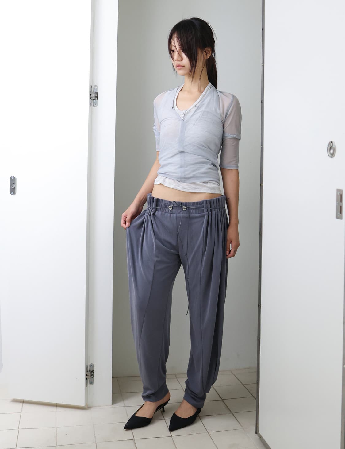 울리카상투스 CURTAIN JOGGER PANTS 상품이미지1